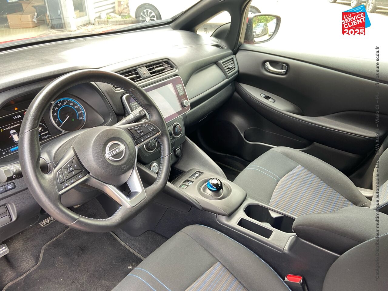 Véhicule d'occasion NISSAN LEAF 150CH 40KWH ACENTA 22 chez Toyota Thionville