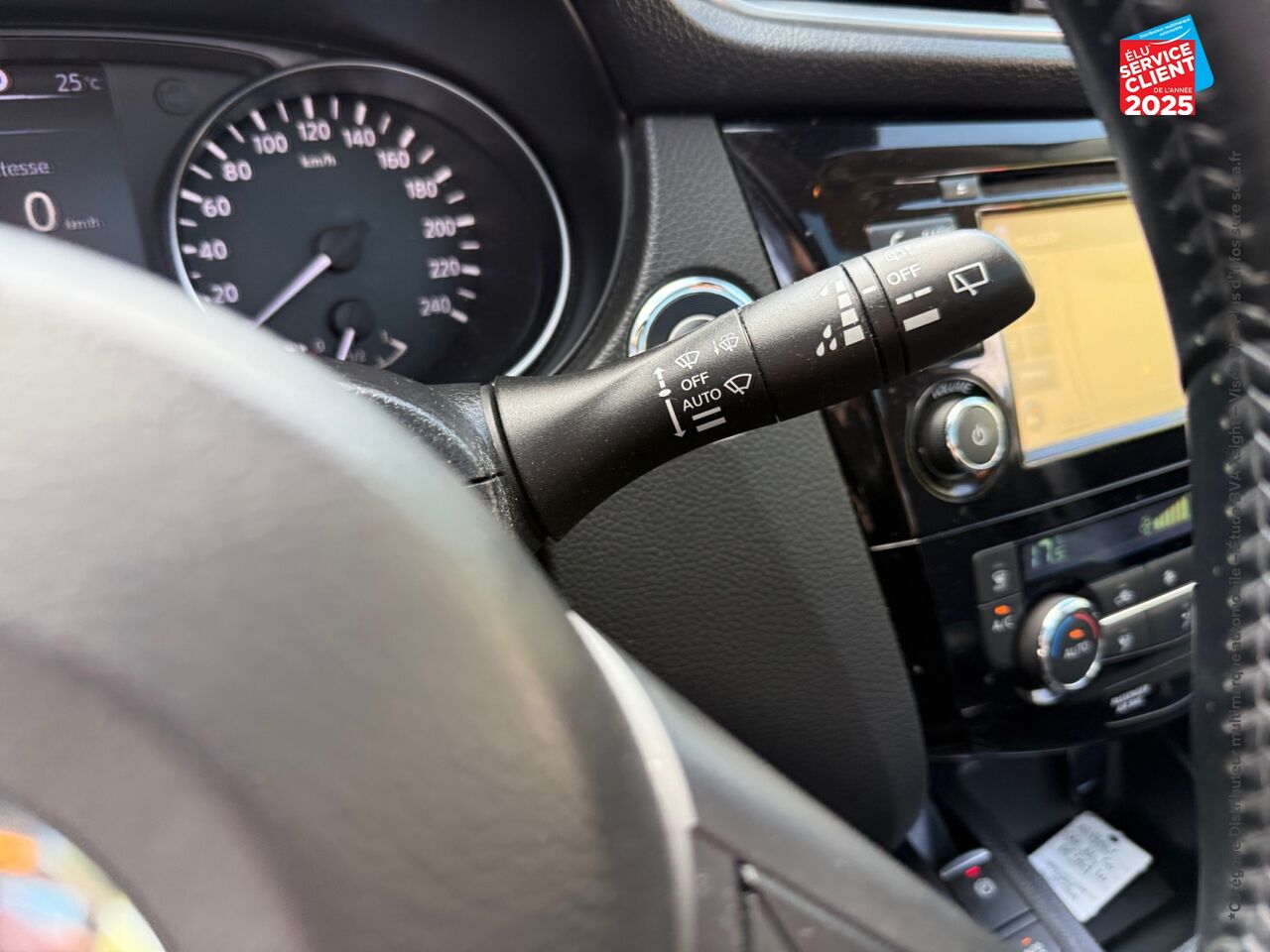 Véhicule d'occasion NISSAN QASHQAI 1.5 DCI 110CH N-CONNECTA chez Nissan Qashqai occasion