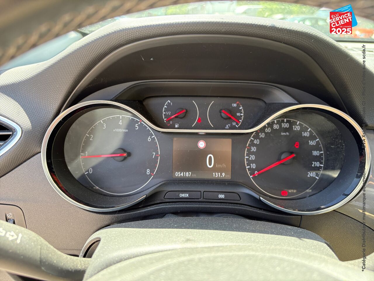 Véhicule d'occasion OPEL CROSSLAND 1.5 D 110CH ELEGANCE GPS chez Toyota Saint Dizier