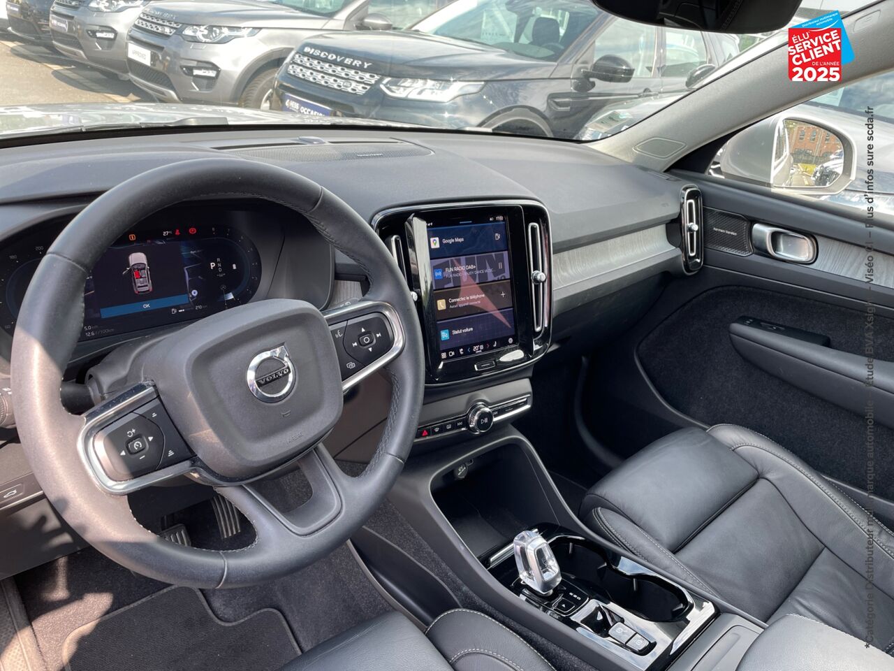 Véhicule d'occasion VOLVO XC40 B3 163CH PLUS DCT 7 chez Volvo Epernay