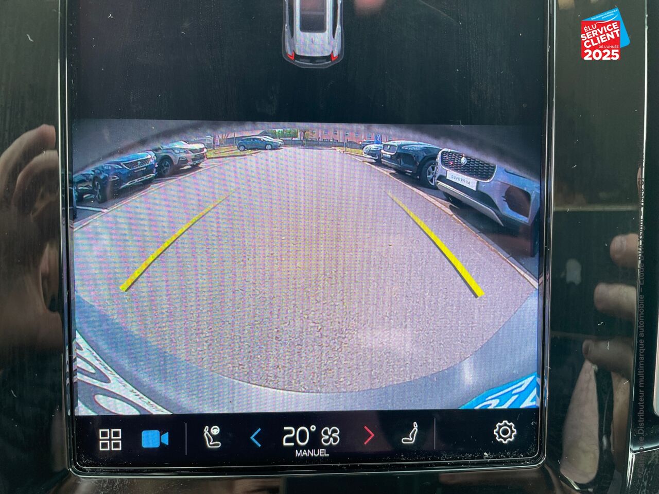 Véhicule d'occasion VOLVO XC40 B3 163CH PLUS DCT 7 chez Volvo Epernay