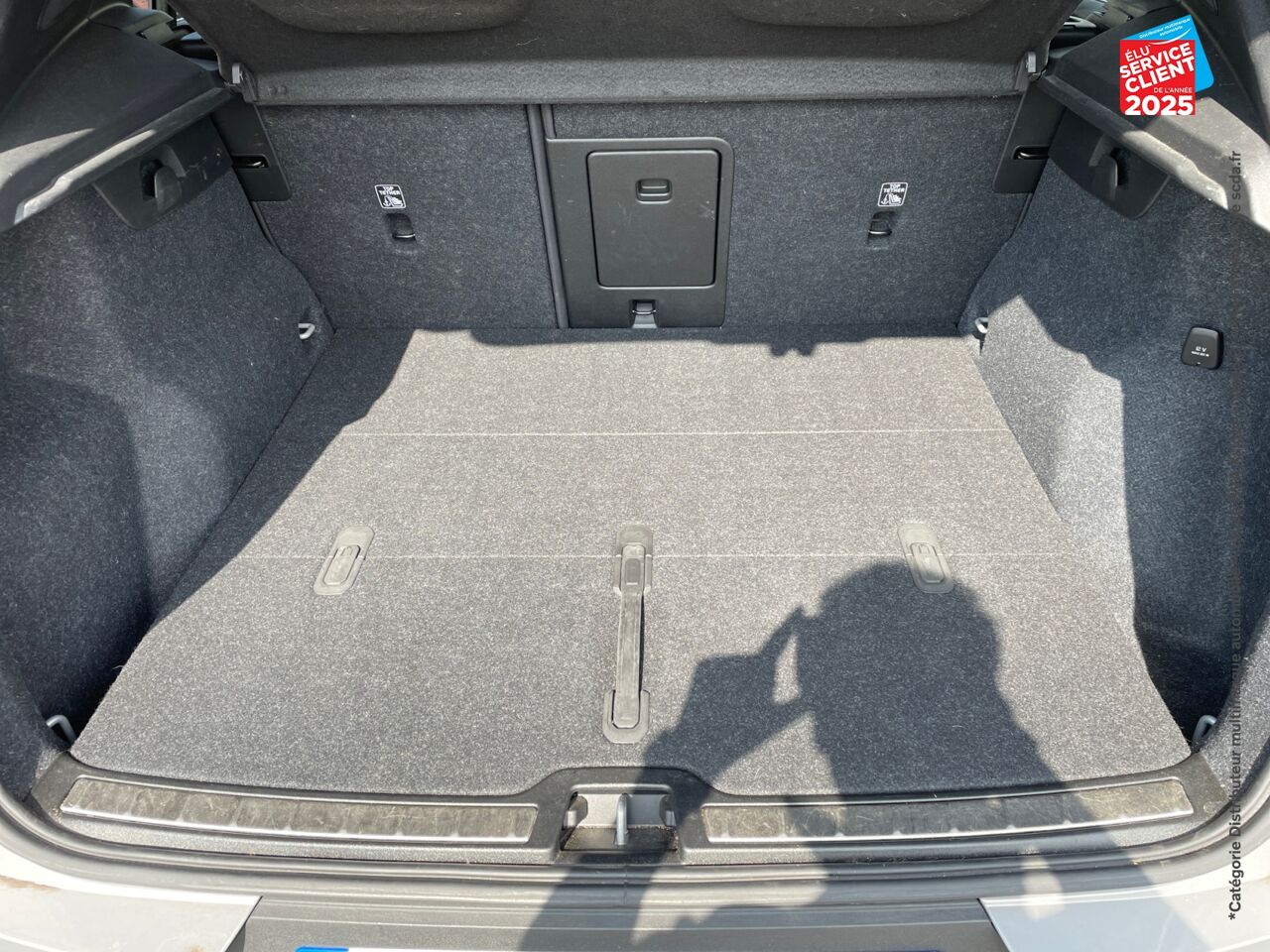 Véhicule d'occasion VOLVO XC40 B3 163CH PLUS DCT 7 chez Volvo Epernay