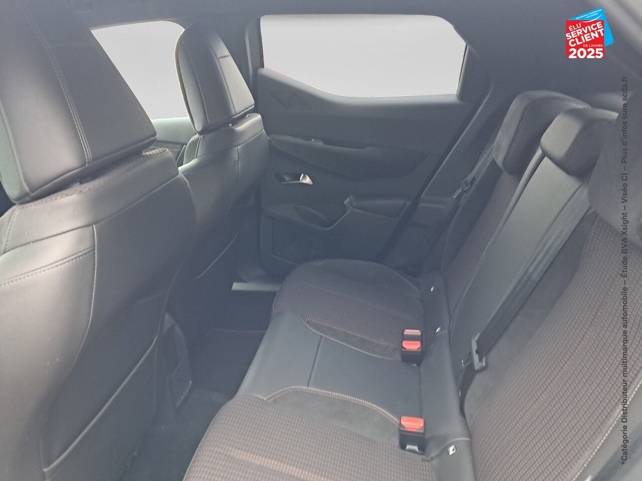 Véhicule d'occasion DS DS 3 CROSSBACK PURETECH 130CH PERFORMANCE LINE AUTOMATIQUE chez Volvo Chalons