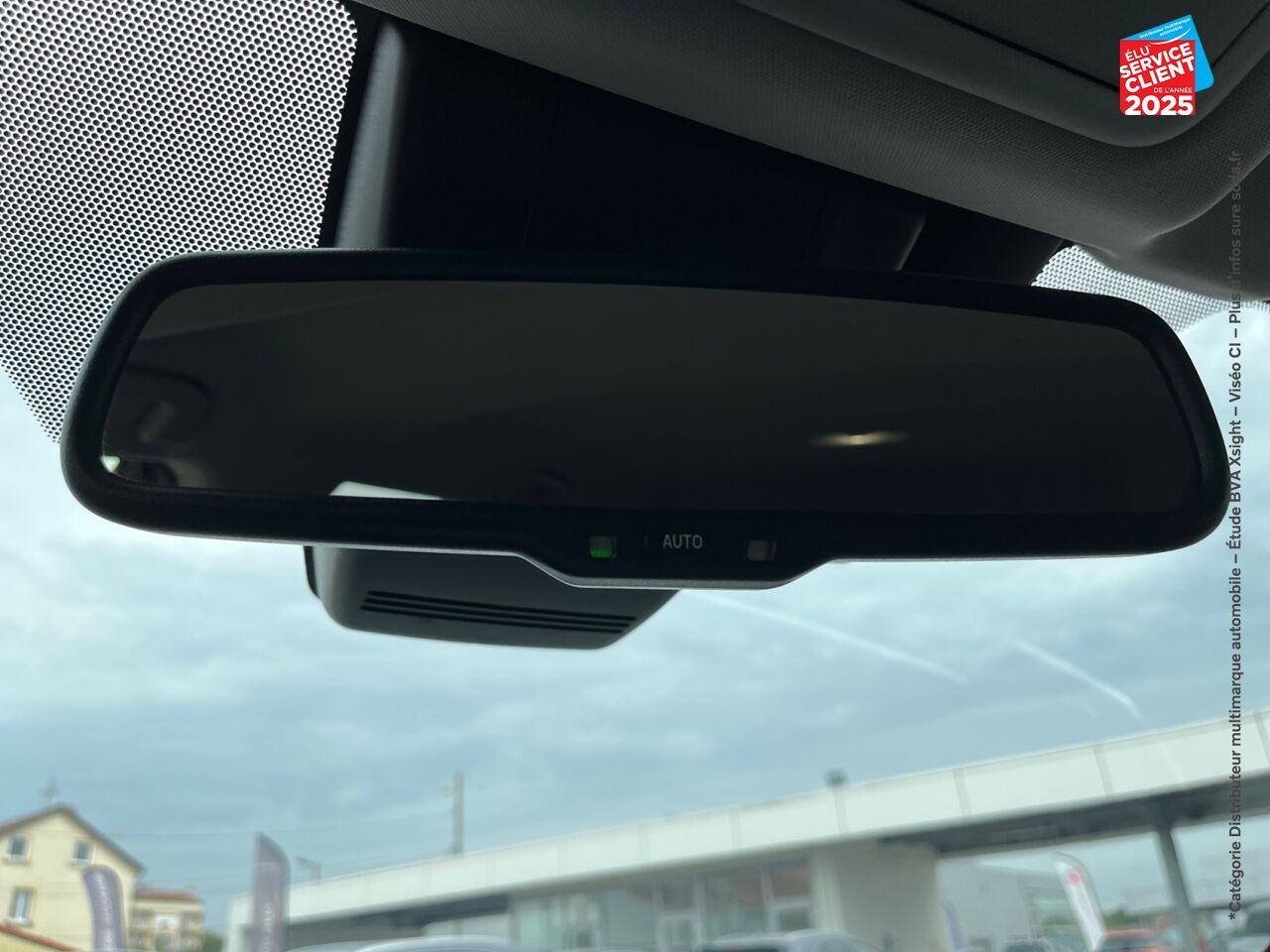 Véhicule d'occasion TOYOTA RAV4 2.5 HYBRIDE 218CH DYNAMIC 2WD MY24 GPS CAMERA chez Opel Saint-Dizier