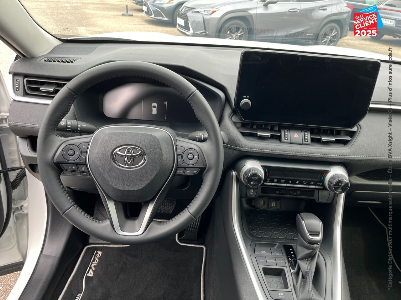 Véhicule d'occasion TOYOTA RAV4 2.5 HYBRIDE 218CH DYNAMIC 2WD MY24 GPS CAMERA chez Opel Saint-Dizier