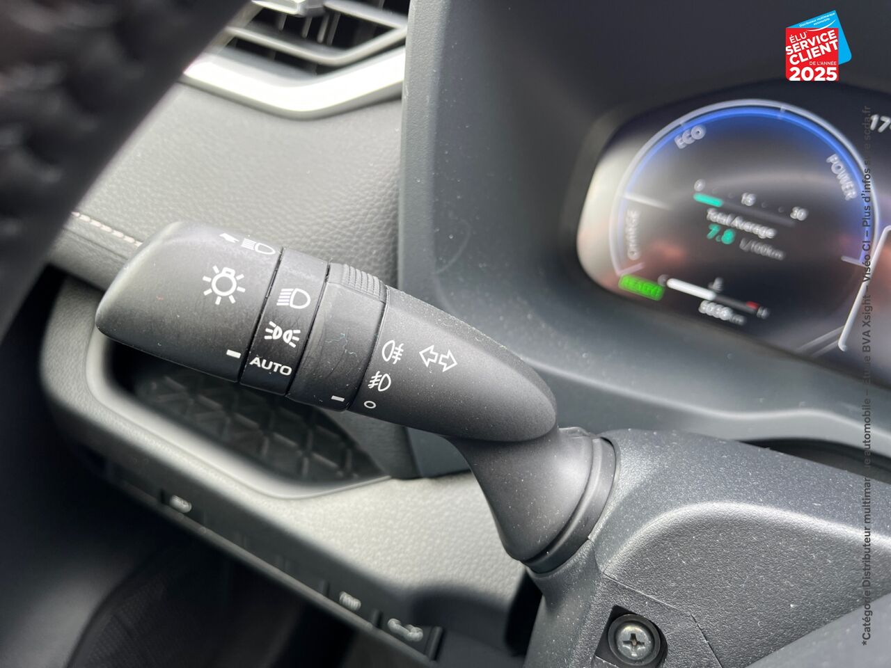 Véhicule d'occasion TOYOTA RAV4 2.5 HYBRIDE 218CH DYNAMIC 2WD MY24 GPS CAMERA chez Opel Saint-Dizier