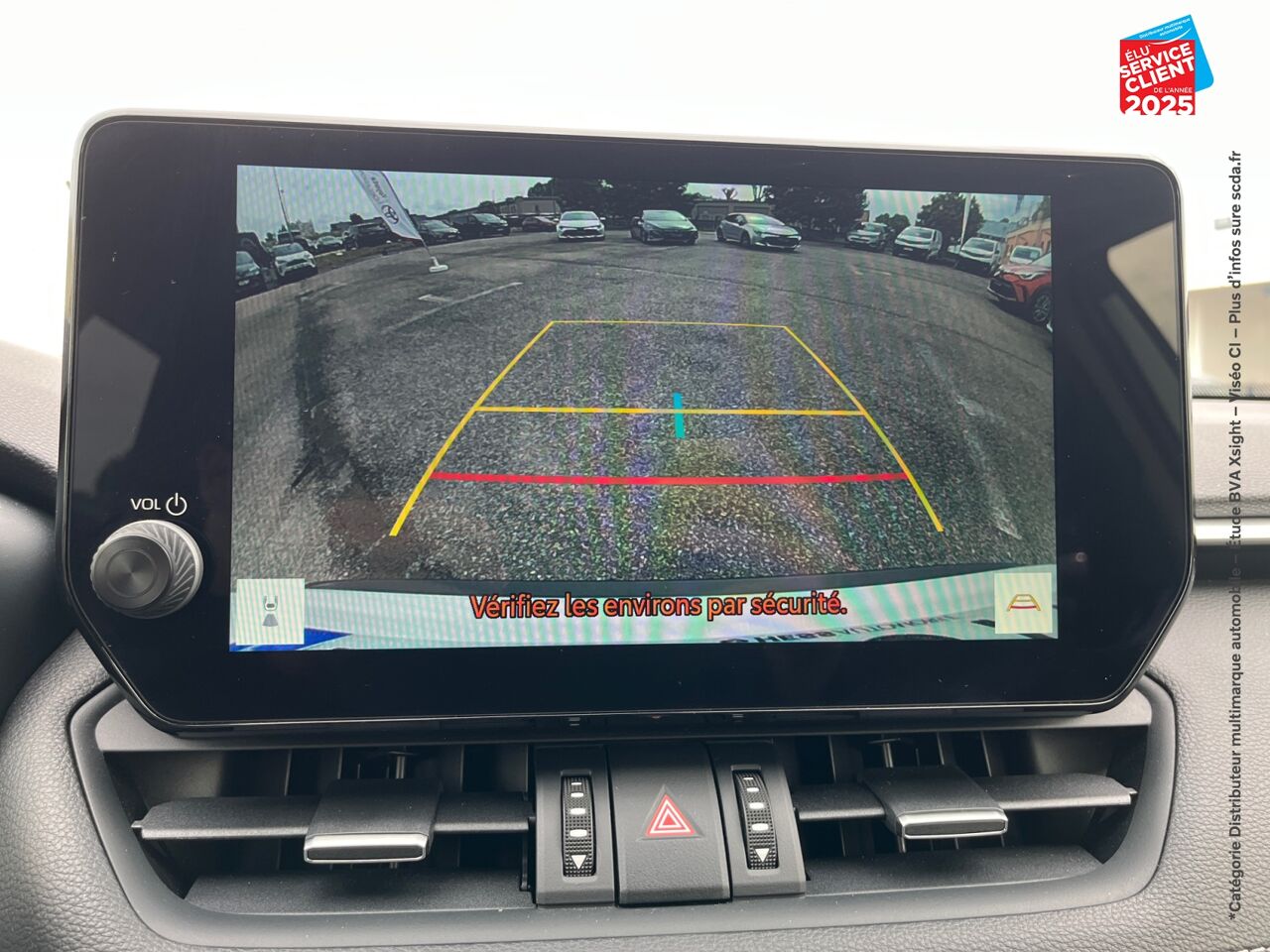 Véhicule d'occasion TOYOTA RAV4 2.5 HYBRIDE 218CH DYNAMIC 2WD MY24 GPS CAMERA chez Opel Saint-Dizier