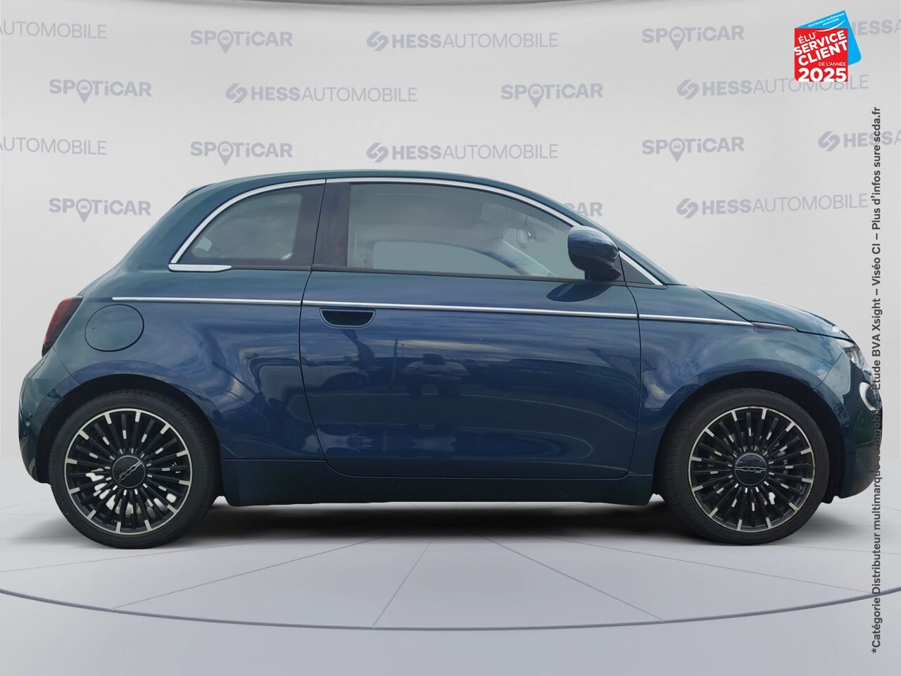 Véhicule d'occasion FIAT 500C E 118CH LA PRIMA STEP1 chez HESS Automobile