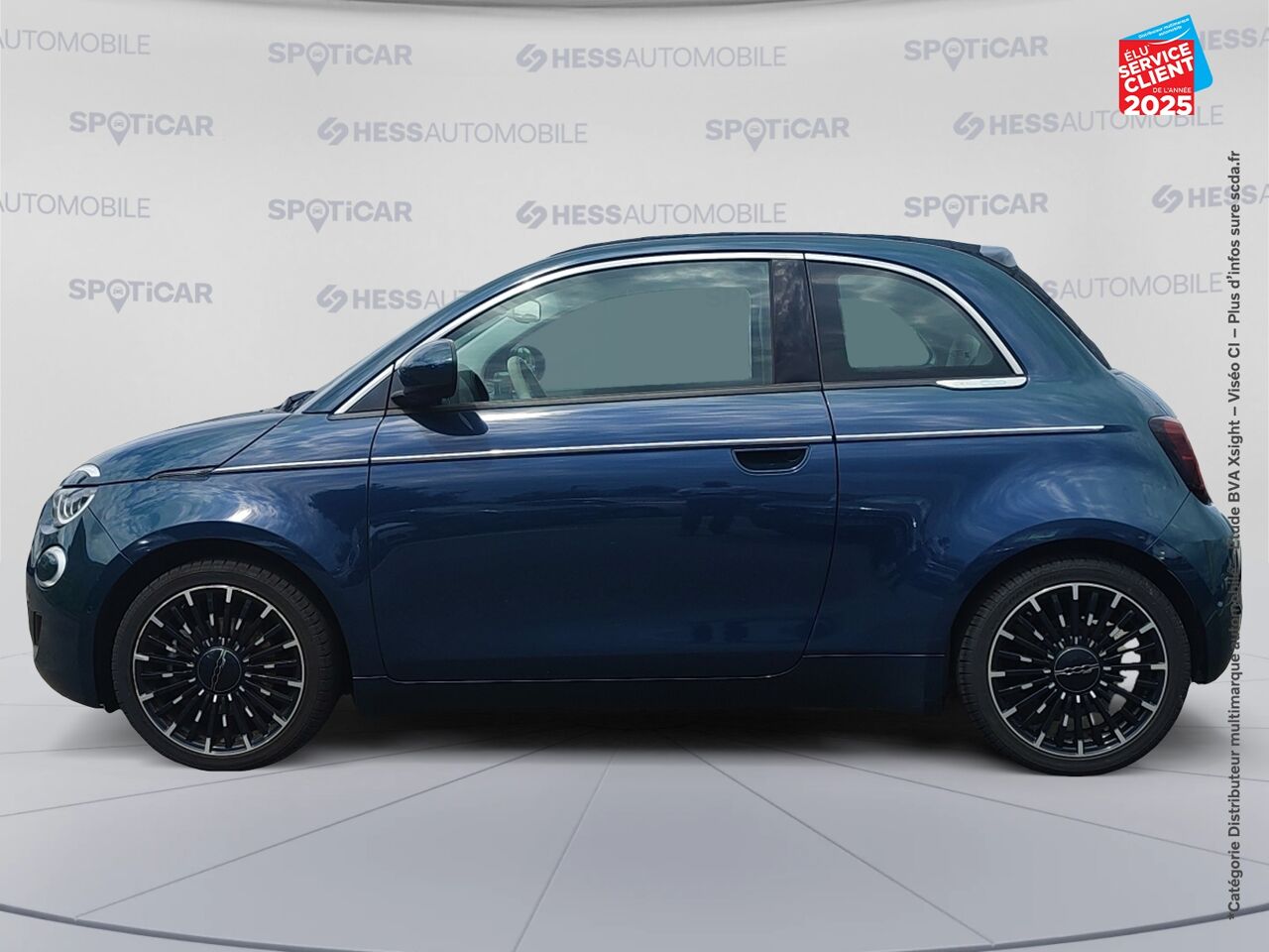 Véhicule d'occasion FIAT 500C E 118CH LA PRIMA STEP1 chez HESS Automobile
