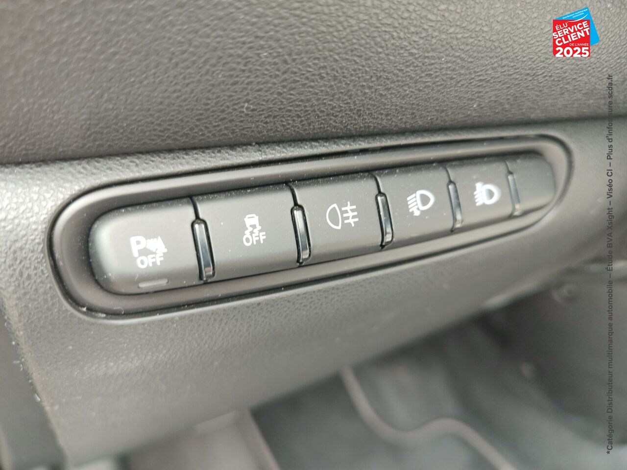 Véhicule d'occasion FIAT 500C E 118CH LA PRIMA STEP1 chez HESS Automobile
