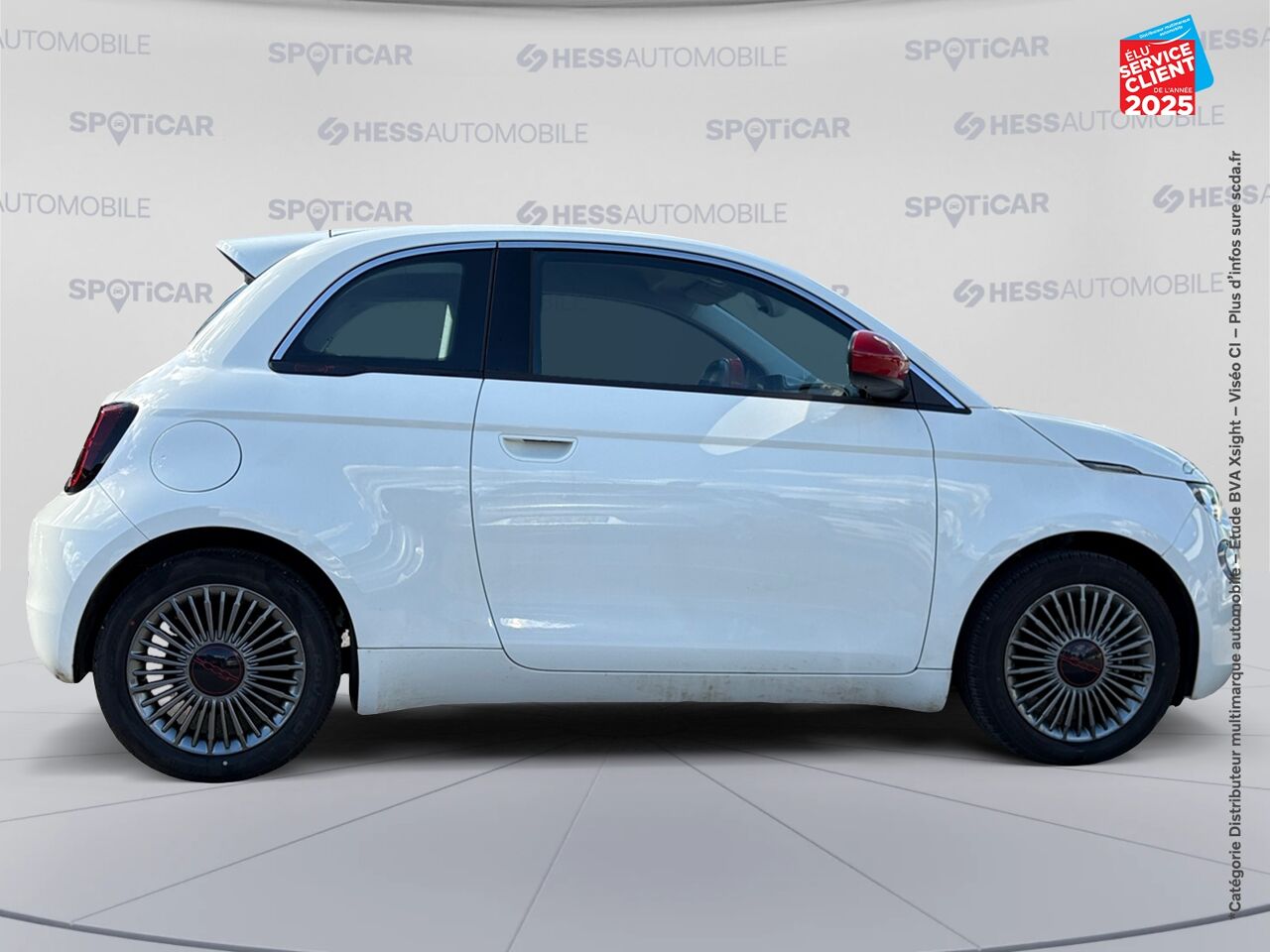 Véhicule d'occasion FIAT 500 E 95CH RED chez Toyota Verdun