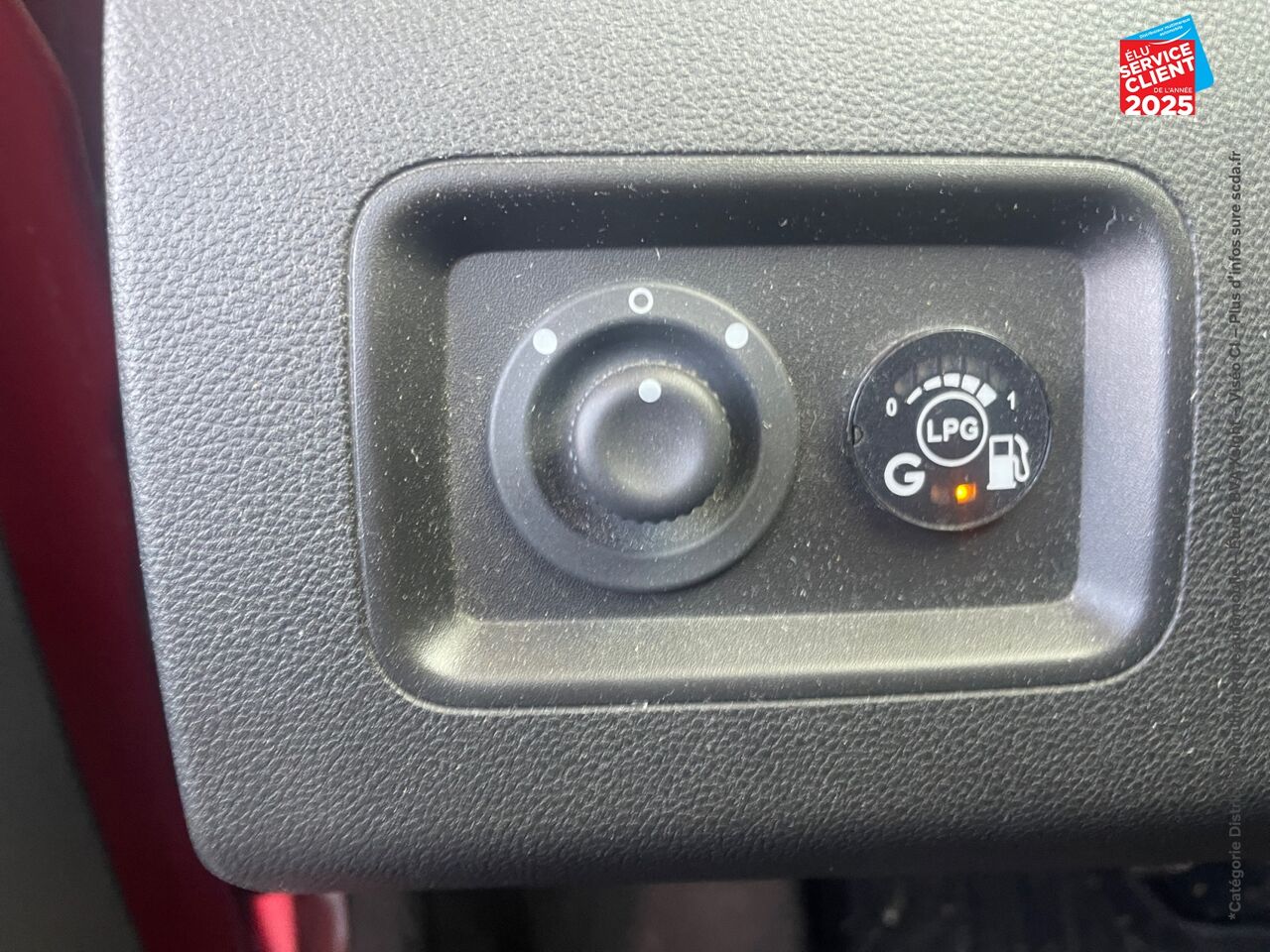 Véhicule d'occasion DACIA DUSTER 1.0 ECO-G 100CH CONFORT 4X2 - E6U chez Nissan Strasbourg