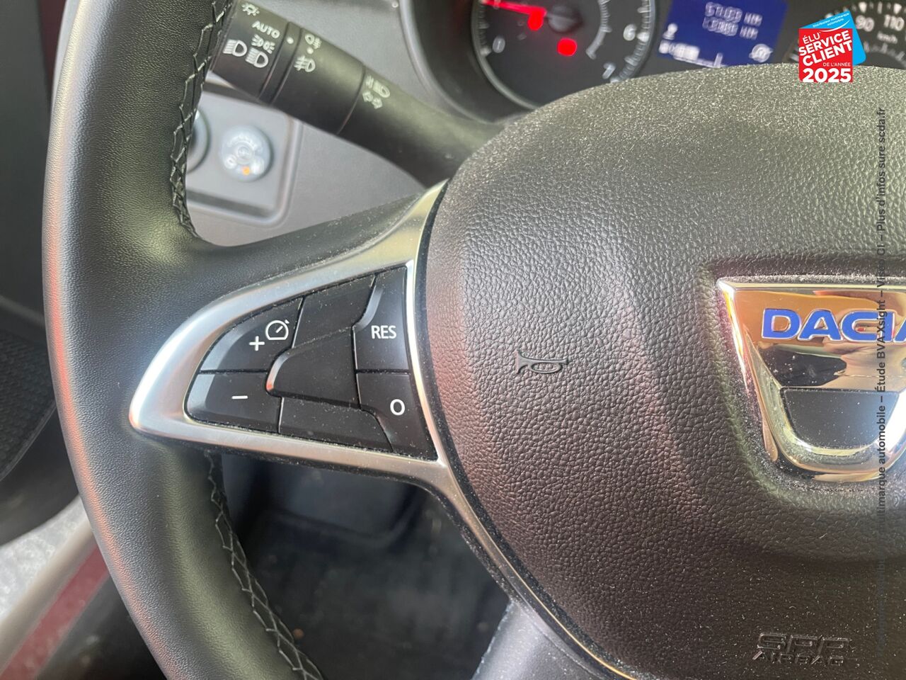 Véhicule d'occasion DACIA DUSTER 1.0 ECO-G 100CH CONFORT 4X2 - E6U chez Nissan Strasbourg