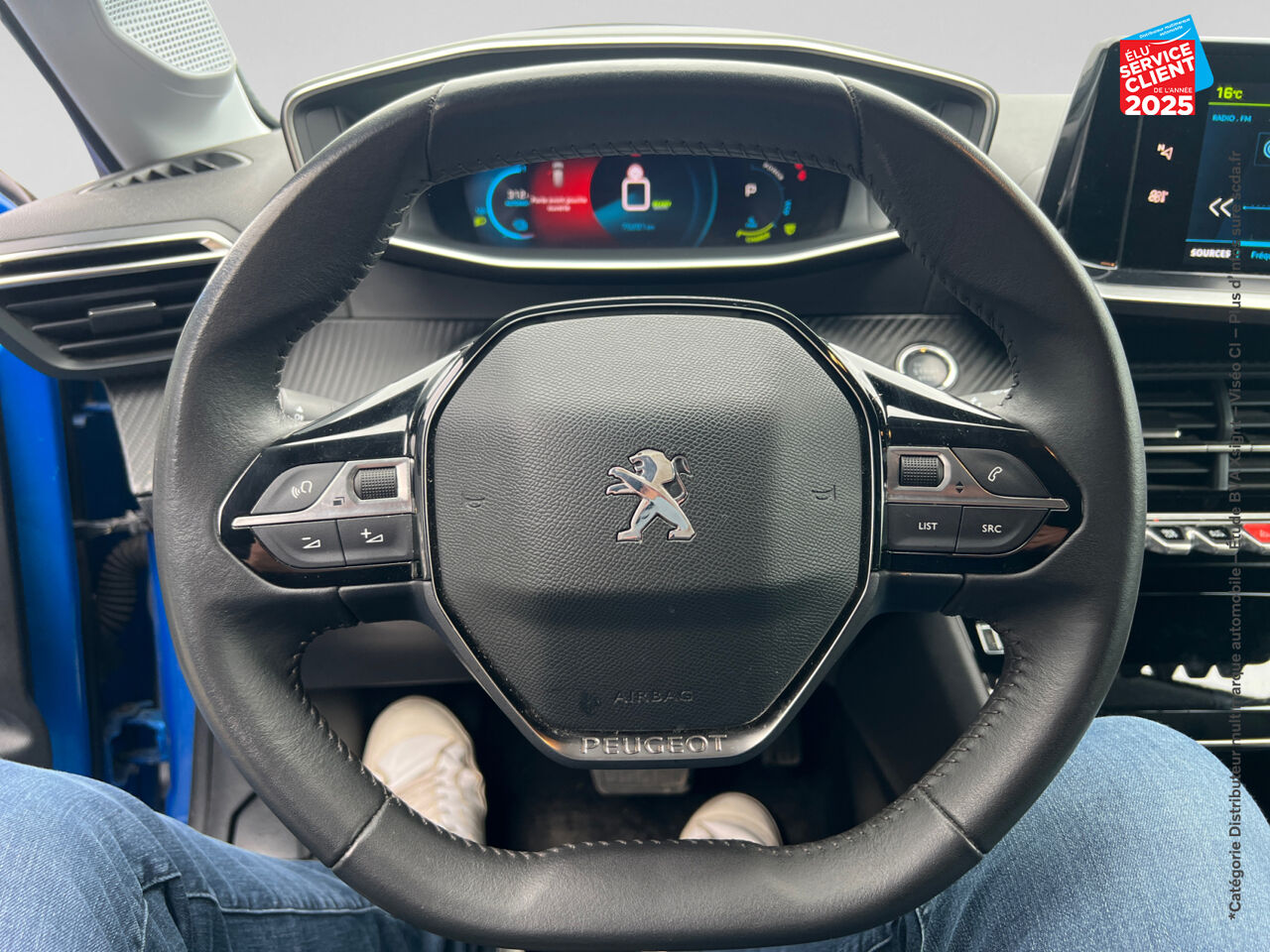 Véhicule d'occasion PEUGEOT 208 E-136CH ALLURE PACK chez Peugeot Hirson