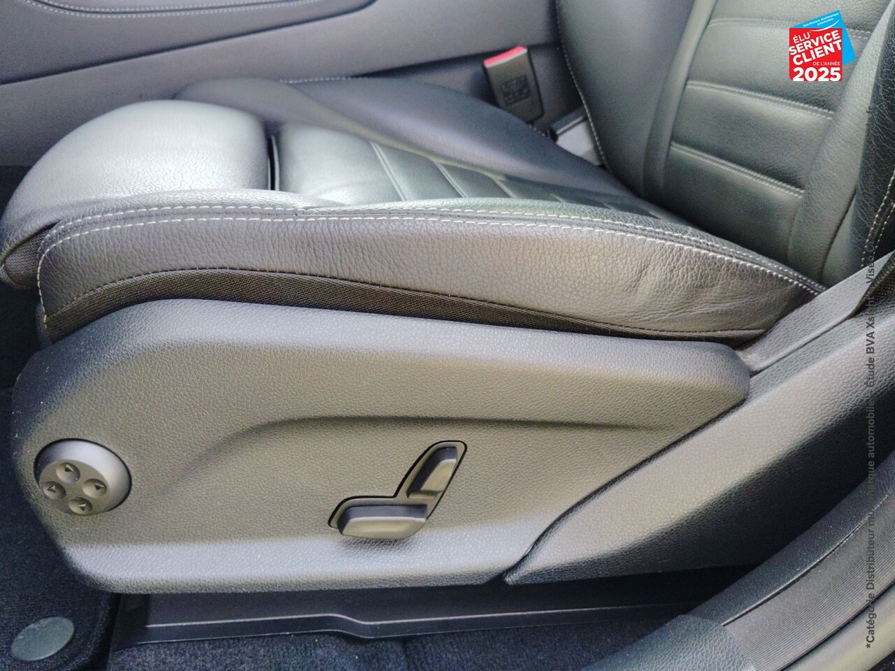 Véhicule d'occasion MERCEDES-BENZ GLC 250 D 204CH FASCINATION 4MATIC 9G-TRONIC chez Nissan Montbéliard
