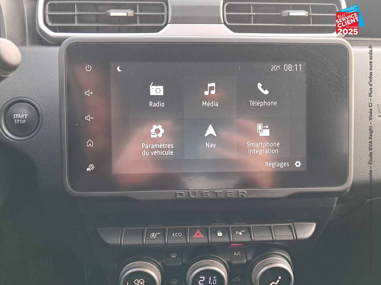 Véhicule d'occasion DACIA DUSTER 1.0 ECO-G 100CH JOURNEY 4X2 GPS CAMERA chez Renault Saint-Louis