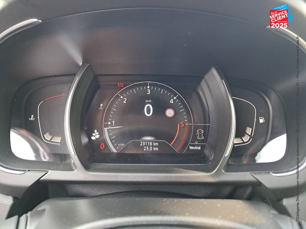 Véhicule d'occasion RENAULT SCENIC 1.7 BLUE DCI 150CH INTENS GPS CAMERA chez Renault Sélestat