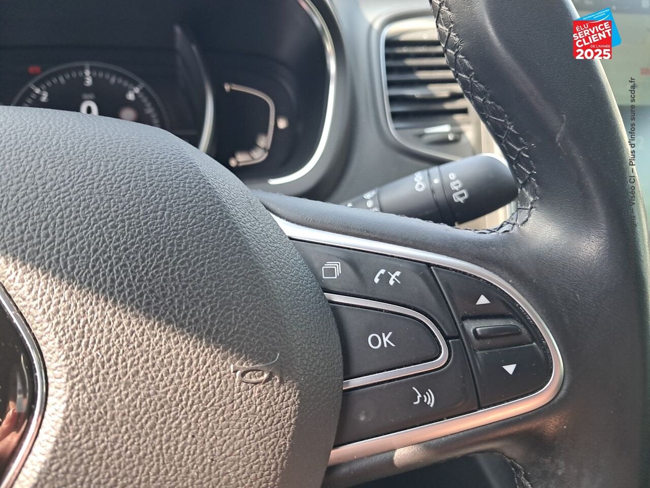 Véhicule d'occasion RENAULT SCENIC 1.7 BLUE DCI 150CH INTENS GPS CAMERA chez Renault Sélestat