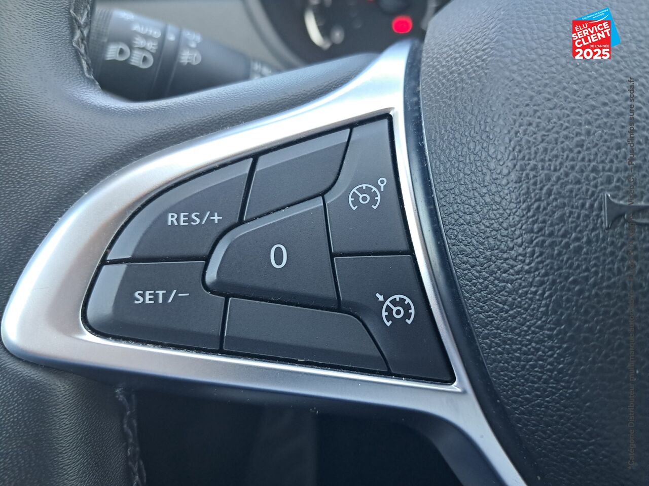 Véhicule d'occasion DACIA DUSTER 1.0 ECO-G 100CH PRESTIGE 4X2 chez Renault Sélestat