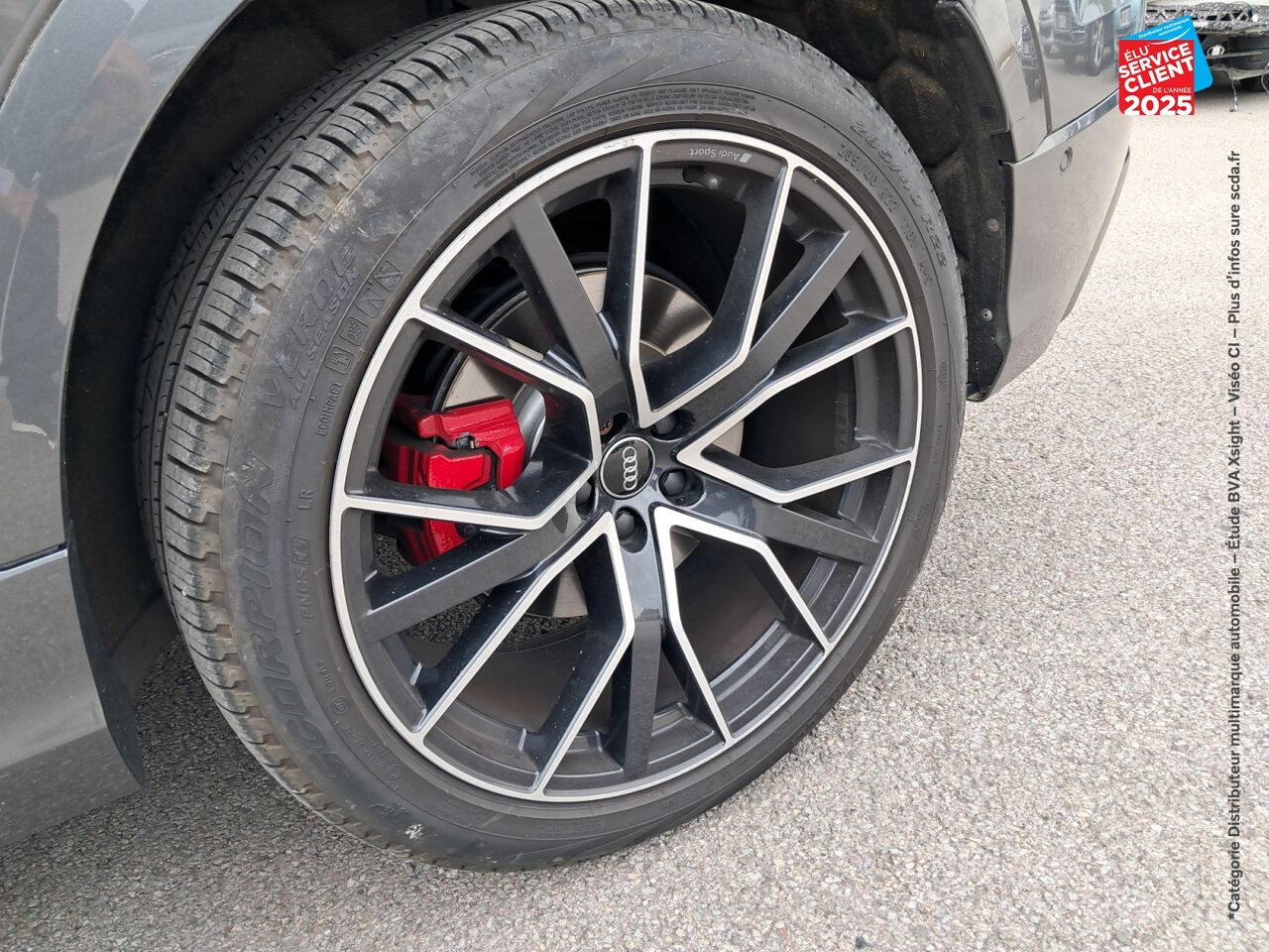 Véhicule d'occasion AUDI Q8 50 TDI 286CH AVUS EXTENDED QUATTRO TIPTRONIC 8 157G chez Toyota Bar le Duc