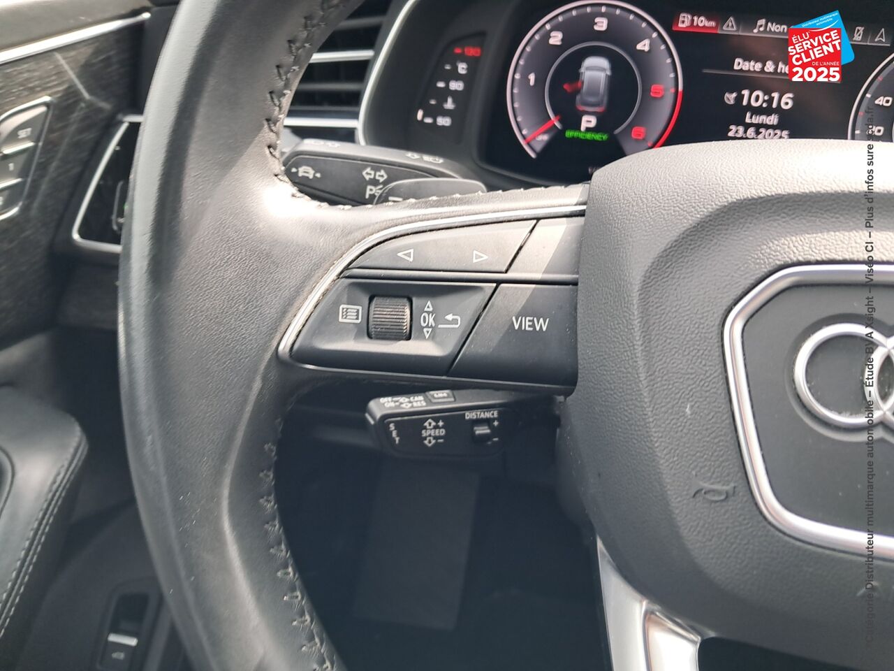 Véhicule d'occasion AUDI Q8 50 TDI 286CH AVUS EXTENDED QUATTRO TIPTRONIC 8 157G chez Toyota Bar le Duc