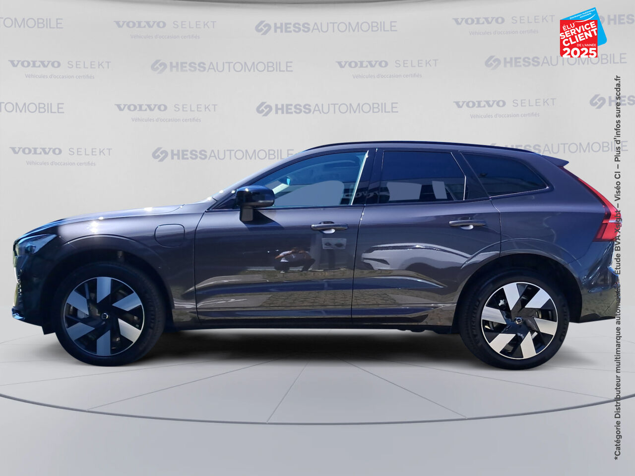 Véhicule d'occasion VOLVO XC60 T6 HYBRIDE RECHARGEABLE 253 + 145CH ULTRA STYLE DARK GEARTRONIC 8 AWD chez BMW Lons le Saunier