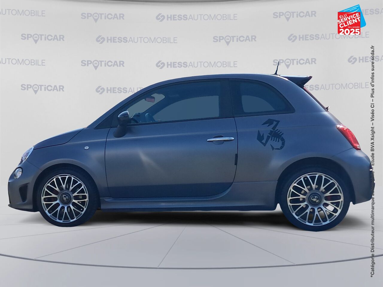 Véhicule d'occasion ABARTH 500 1.4 TURBO T-JET 145CH 595 MY17 BVA TOUVRANT GPS chez MINI Lons-Le-Saunier
