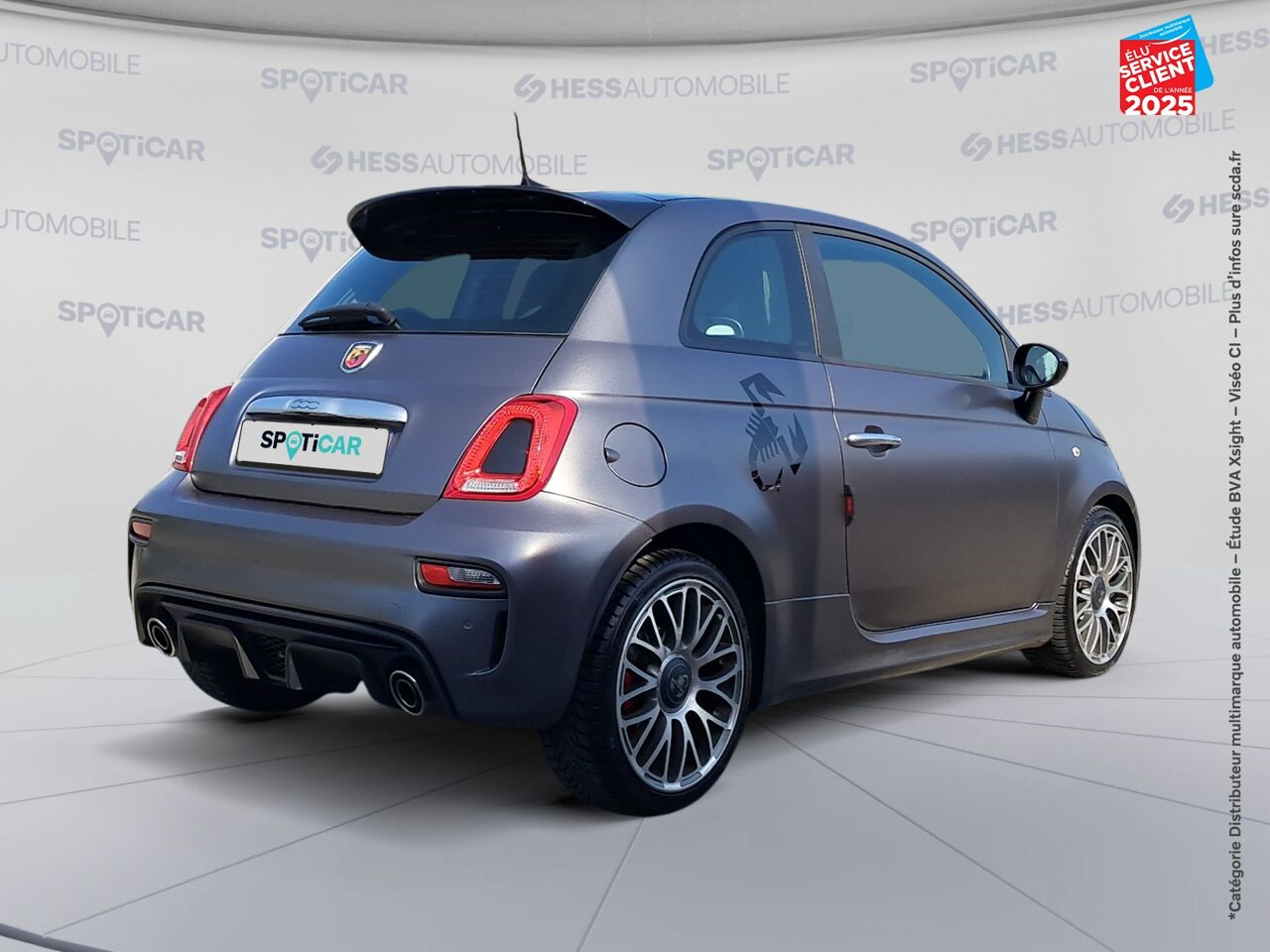Véhicule d'occasion ABARTH 500 1.4 TURBO T-JET 145CH 595 MY17 BVA TOUVRANT GPS chez MINI Lons-Le-Saunier