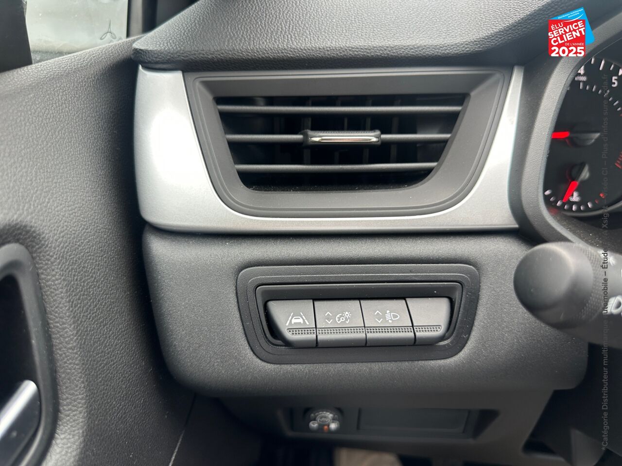 Véhicule d'occasion RENAULT CAPTUR 1.0 ECO-G 100CH EVOLUTION chez Toyota Thionville