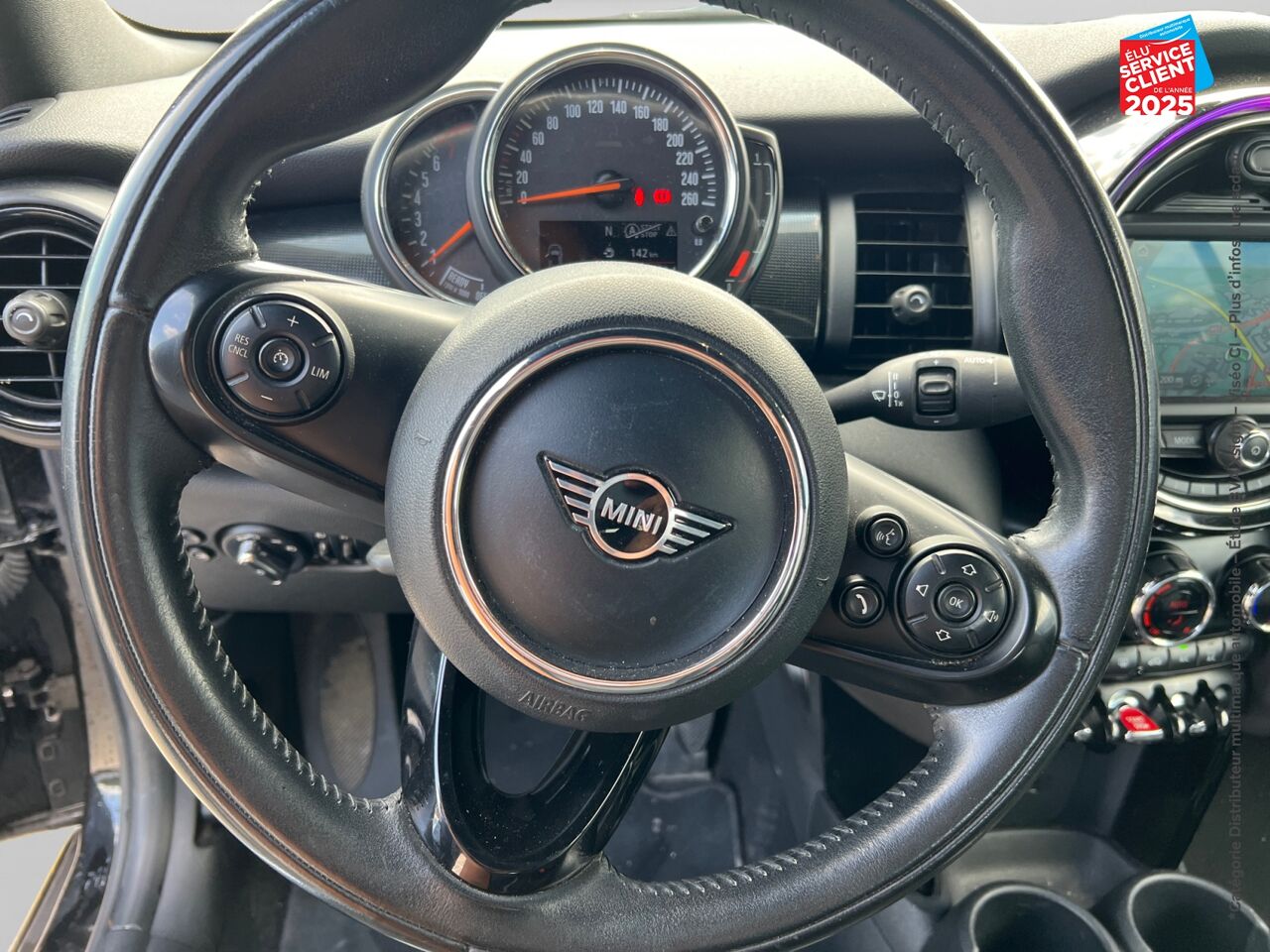 Véhicule d'occasion MINI CABRIO COOPER 136CH HEDDON STREET chez MINI Besançon