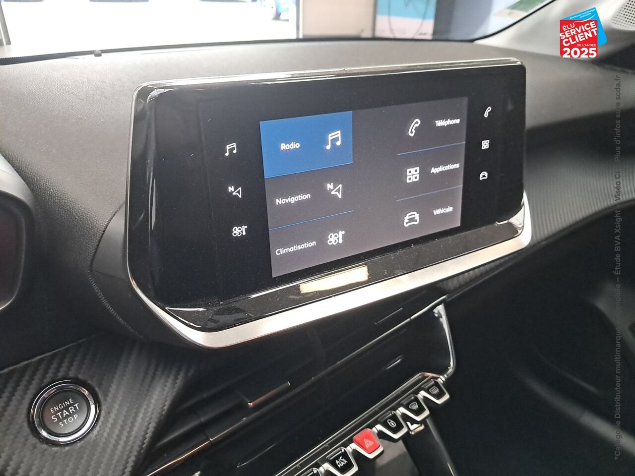 Véhicule d'occasion PEUGEOT 208 1.2 PURETECH 100CH SS ALLURE EAT8 chez Renault Sélestat