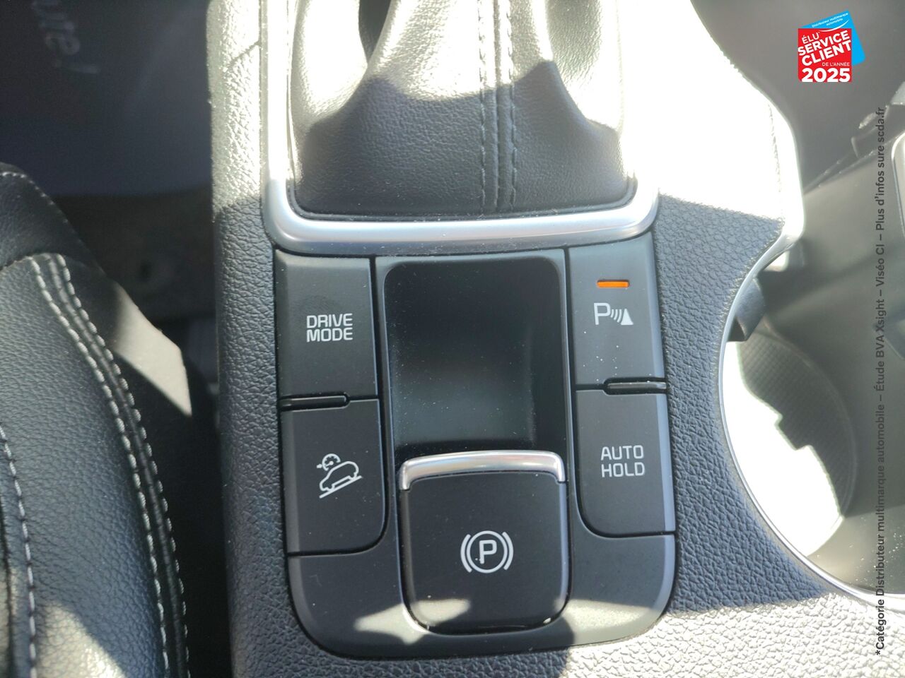 Véhicule d'occasion KIA SPORTAGE 1.6 CRDI 136CH MHEV BLACK EDITION 4X2 DCT7 chez Toyota Thionville