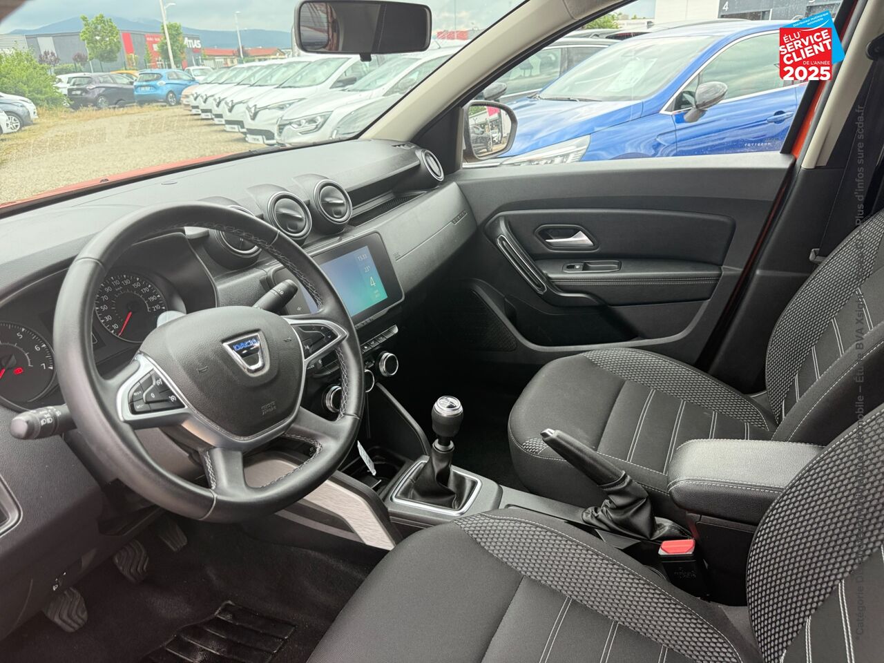 Véhicule d'occasion DACIA DUSTER 1.0 ECO-G 100CH PRESTIGE 4X2 ATTELAGE chez Renault Colmar
