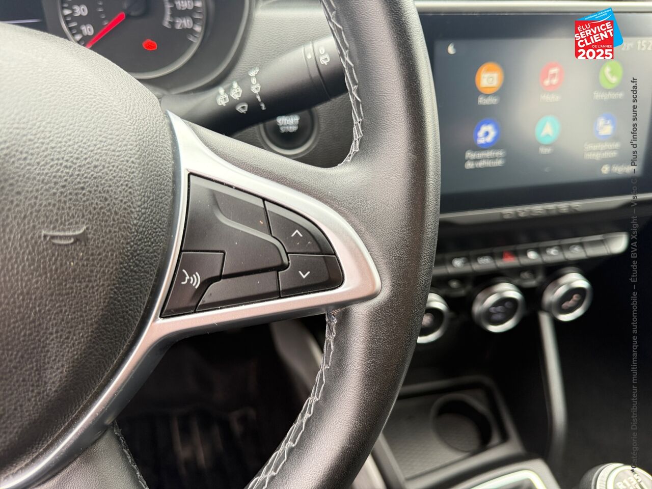 Véhicule d'occasion DACIA DUSTER 1.0 ECO-G 100CH PRESTIGE 4X2 ATTELAGE chez Renault Colmar