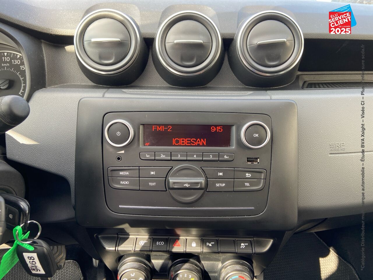 Véhicule d'occasion DACIA DUSTER 1.5 BLUE DCI 115CH PRESTIGE 4X4 chez Renault Saint-Louis