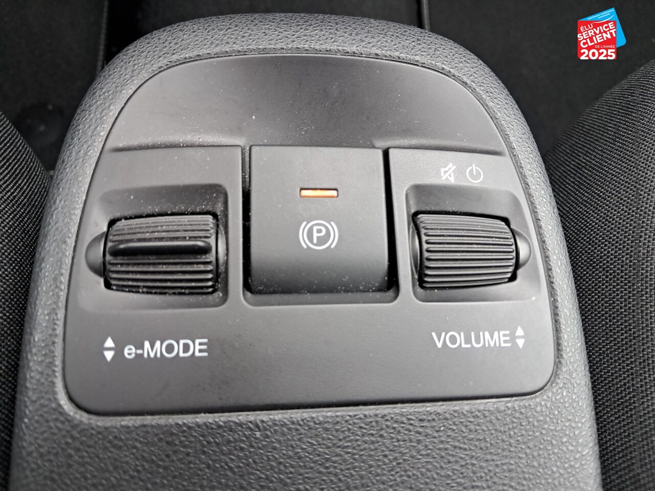 Véhicule d'occasion FIAT 500 E 95CH ACTION PLUS chez Toyota Saint Dizier