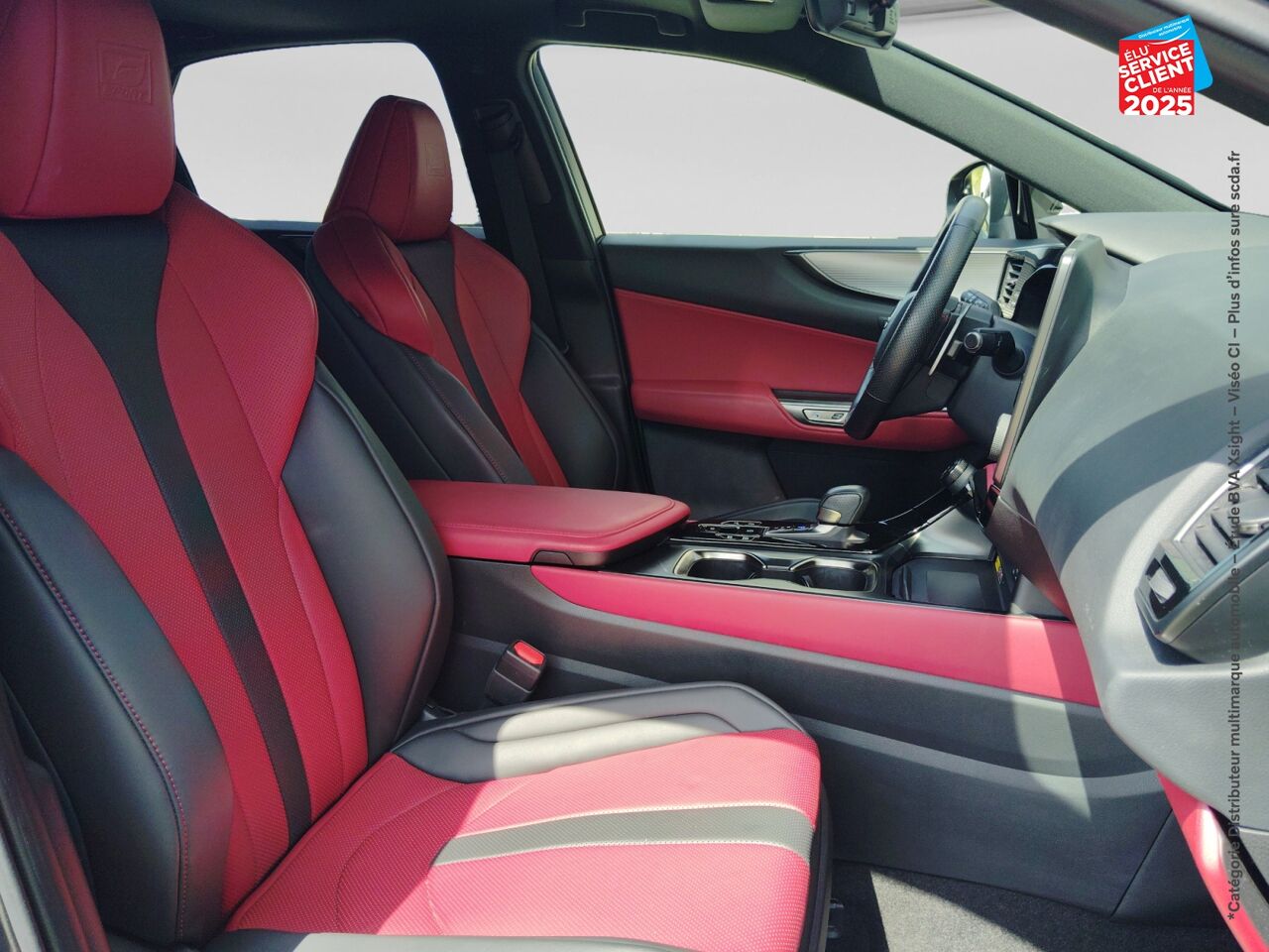 Véhicule d'occasion LEXUS NX 450H+ F SPORT EXECUTIVE 4WD TOUVRANT SIEGE CHAUF VENTIL VOLANT CHAUF CAMERA GPS chez Lexus Strasbourg