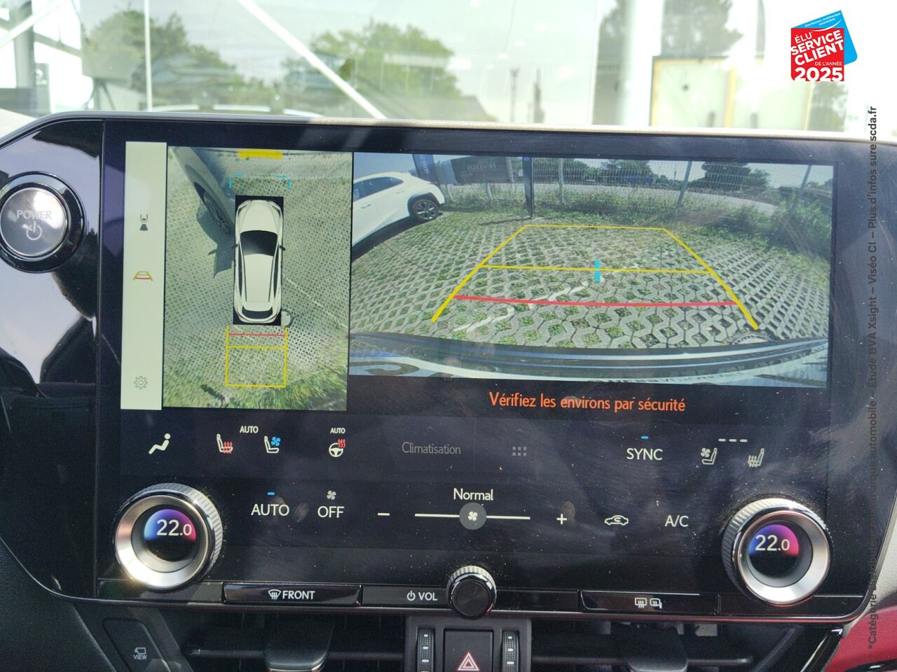 Véhicule d'occasion LEXUS NX 450H+ F SPORT EXECUTIVE 4WD TOUVRANT SIEGE CHAUF VENTIL VOLANT CHAUF CAMERA GPS chez Lexus Strasbourg