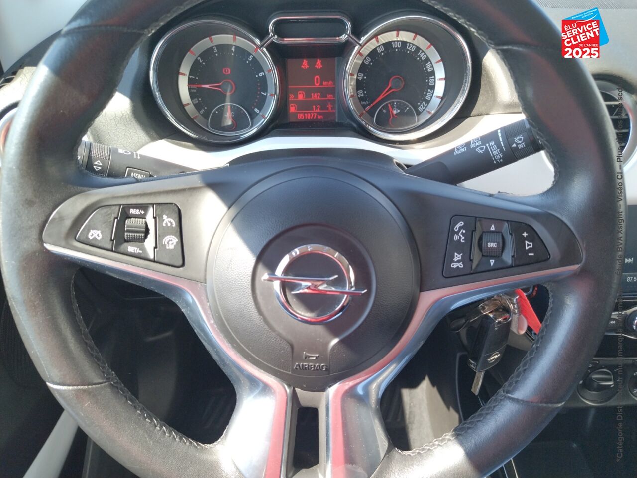 Véhicule d'occasion OPEL ADAM 1.4 TWINPORT 87CH WHITE EDITION START/STOP chez Dacia Montbéliard