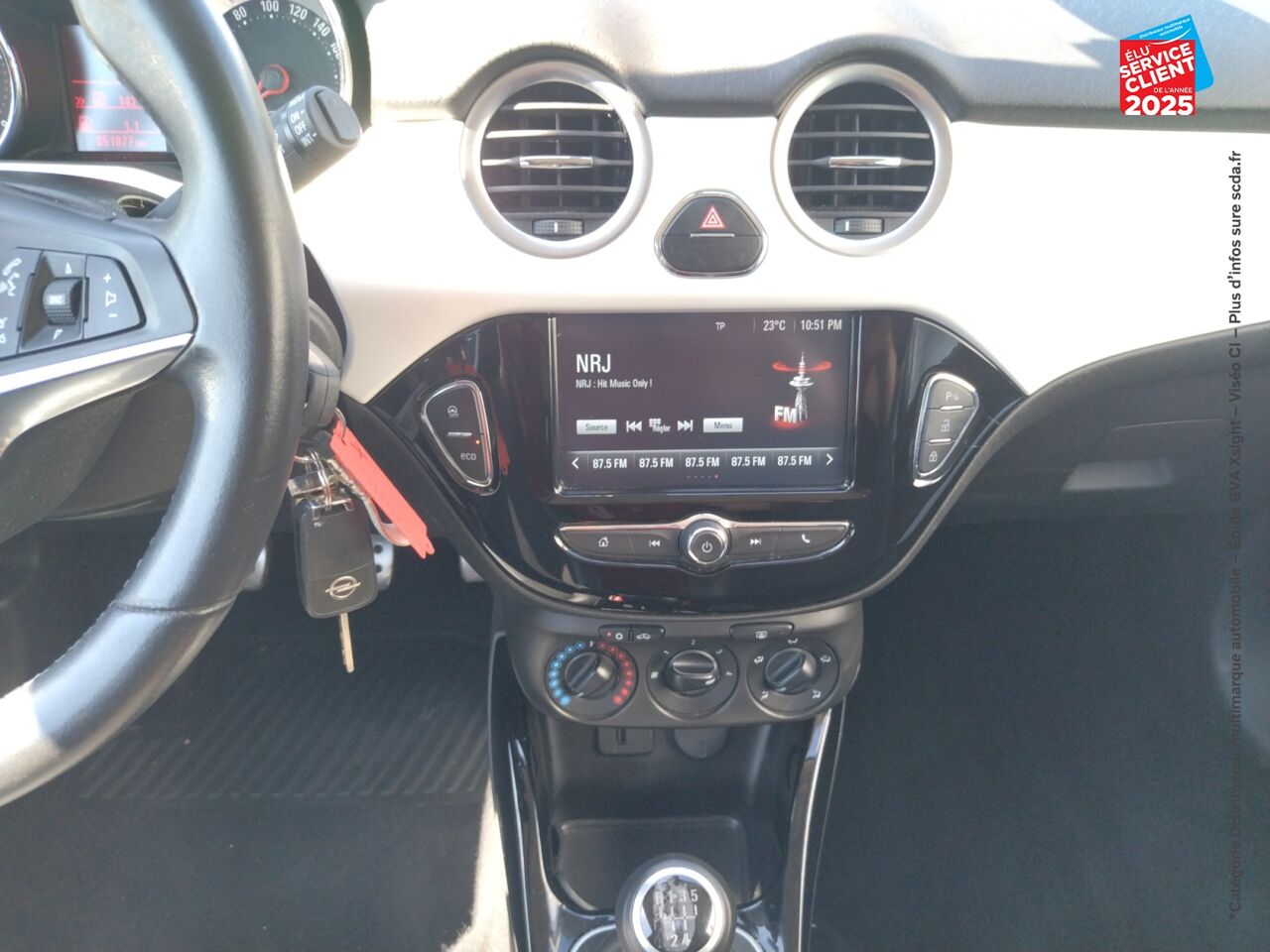 Véhicule d'occasion OPEL ADAM 1.4 TWINPORT 87CH WHITE EDITION START/STOP chez Dacia Montbéliard