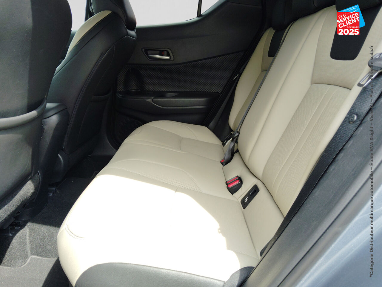 Véhicule d'occasion TOYOTA C-HR 184H COLLECTION 2WD E-CVT MY20 chez Toyota Sarreguemines