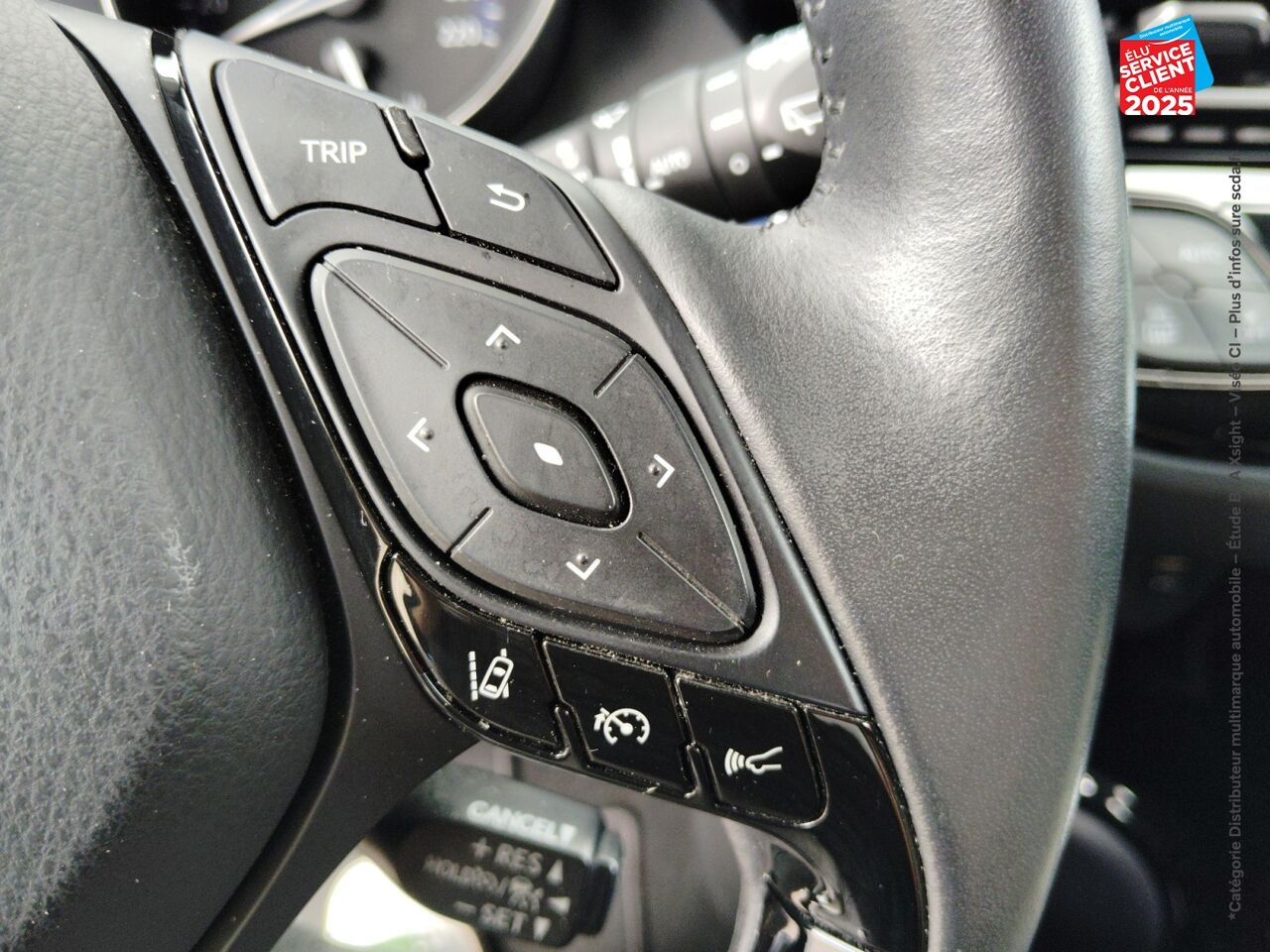Véhicule d'occasion TOYOTA C-HR 184H COLLECTION 2WD E-CVT MY20 chez Toyota Sarreguemines