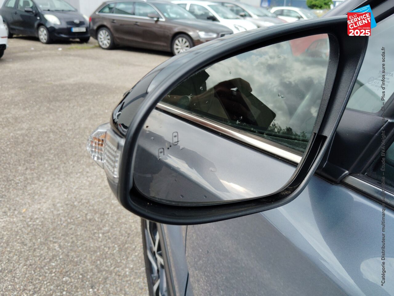 Véhicule d'occasion TOYOTA C-HR 184H COLLECTION 2WD E-CVT MY20 chez Toyota Sarreguemines