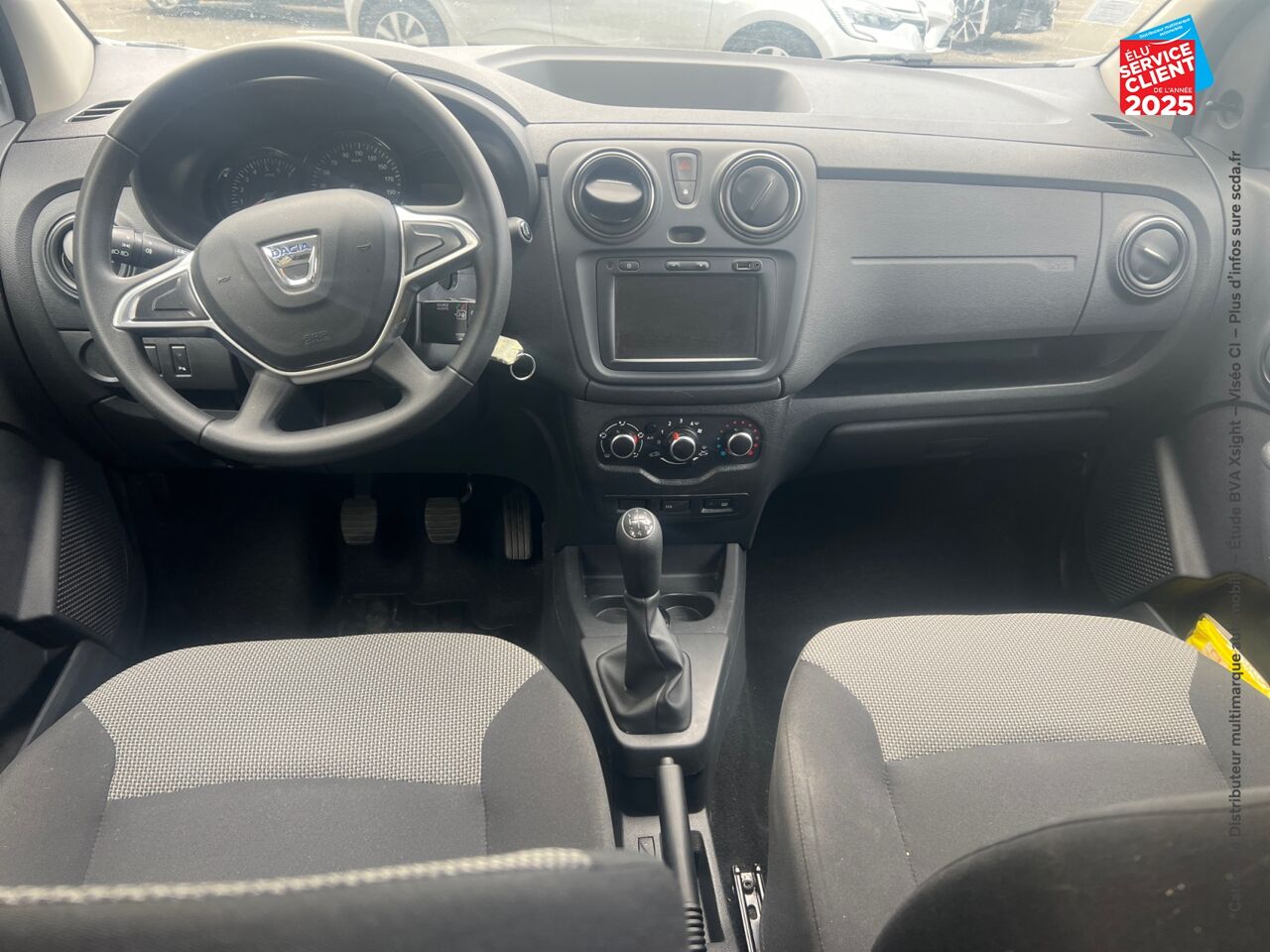 Véhicule d'occasion DACIA LODGY 1.6 SCE 100CH SILVER LINE 5 PLACES chez Hyundai Epernay