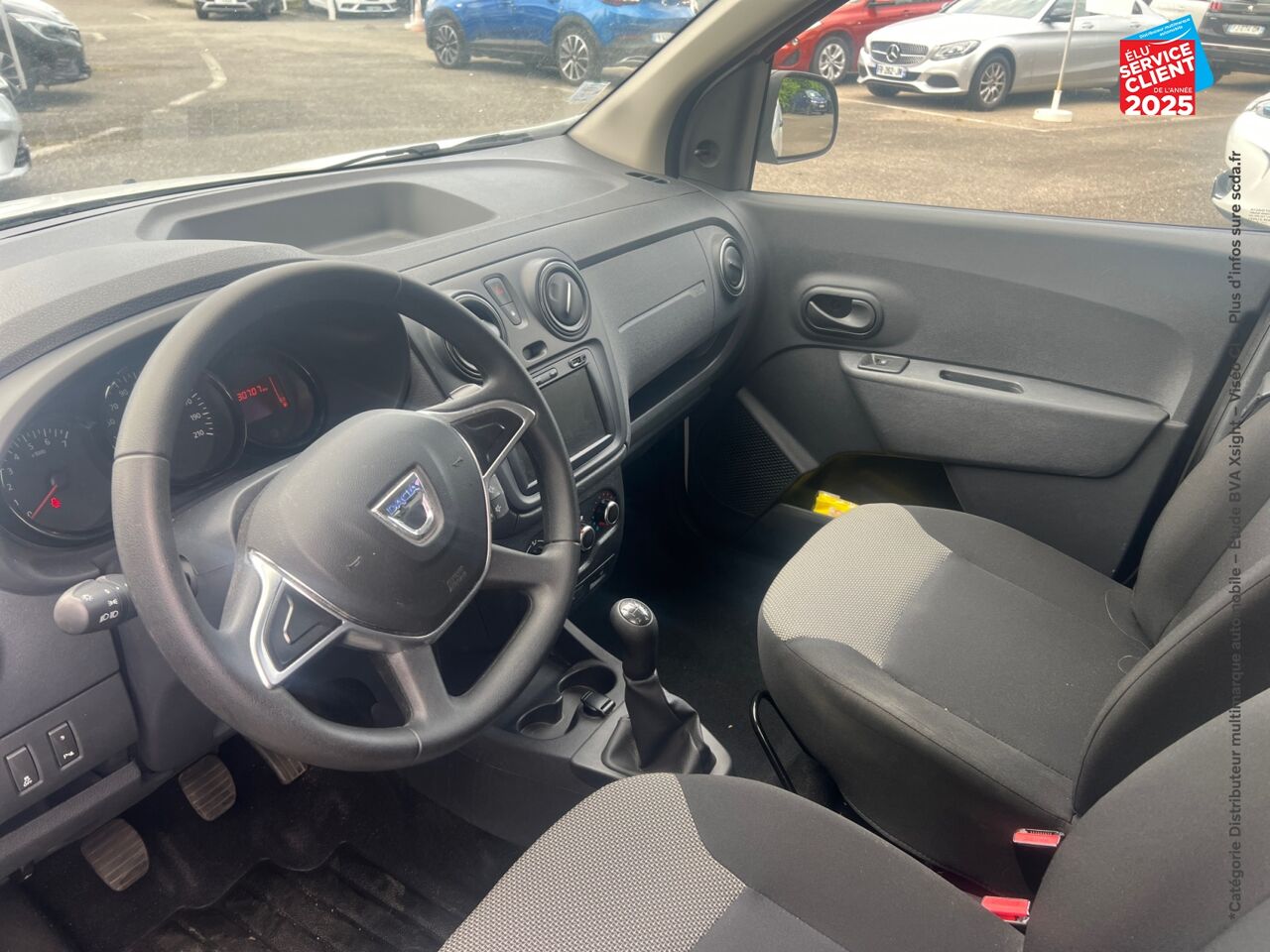 Véhicule d'occasion DACIA LODGY 1.6 SCE 100CH SILVER LINE 5 PLACES chez Hyundai Epernay