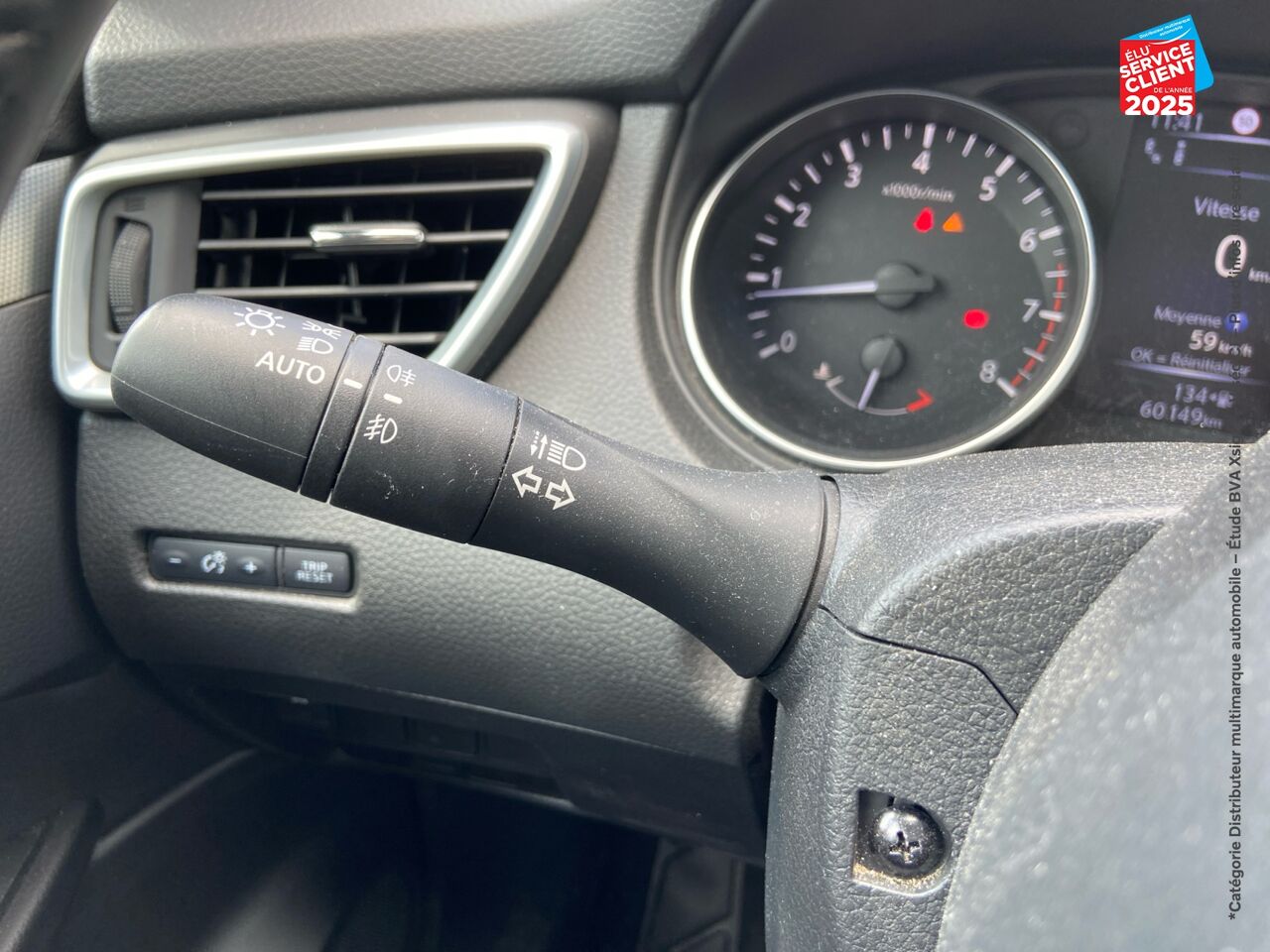 Véhicule d'occasion NISSAN QASHQAI 1.6 DIG-T 163CH TEKNA SIEGES CHAUF GPS CAMERA chez Nissan Qashqai occasion