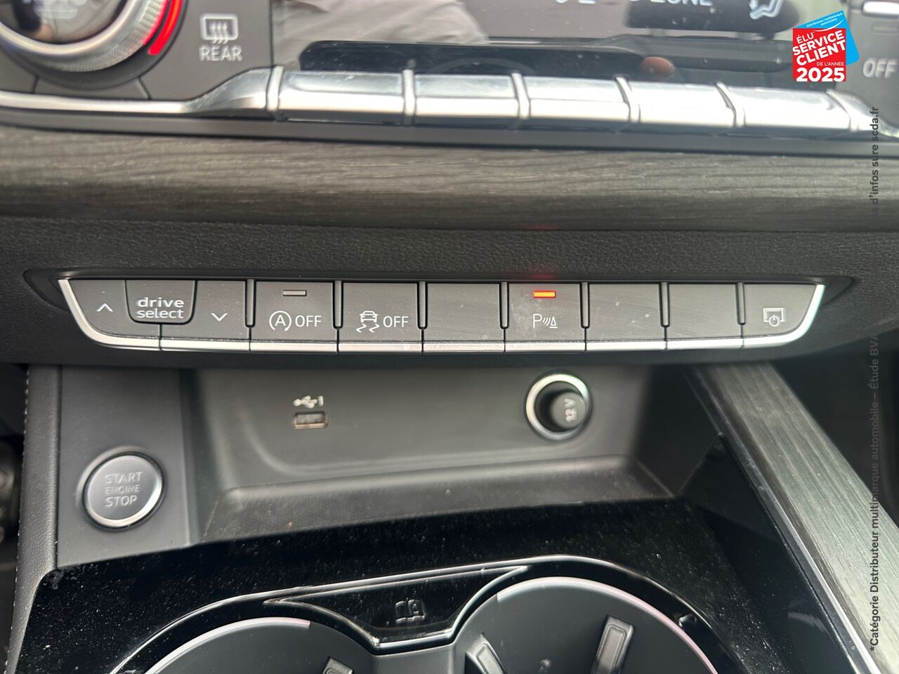 Véhicule d'occasion AUDI A5 CABRIOLET 35 TDI 163CH AVUS S TRONIC 7 chez Volvo Chalons