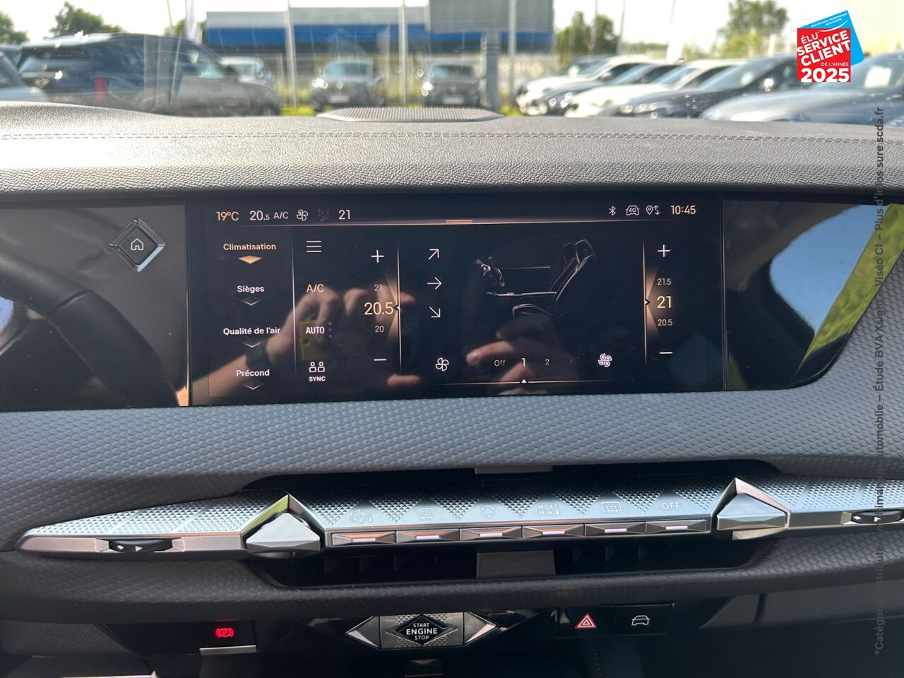 Véhicule d'occasion DS DS 4 E-TENSE 225CH RIVOLI SIEGE CHAUF CAMERA GPS chez Hyundai Chalons