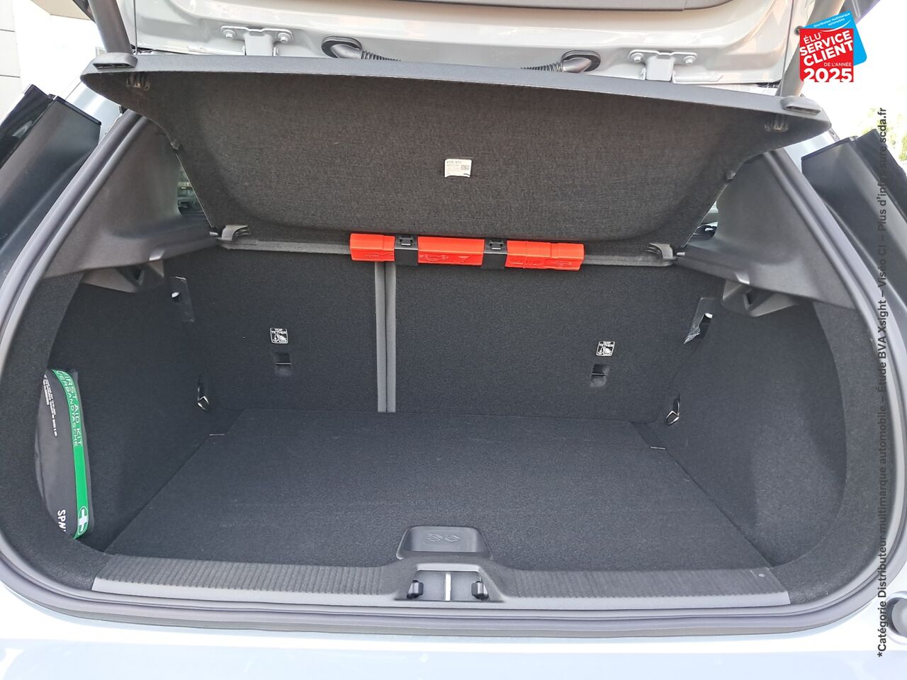 Véhicule d'occasion VOLVO EX30 SINGLE EXTENDED RANGE 272CH ULTRA chez MINI Lons-Le-Saunier