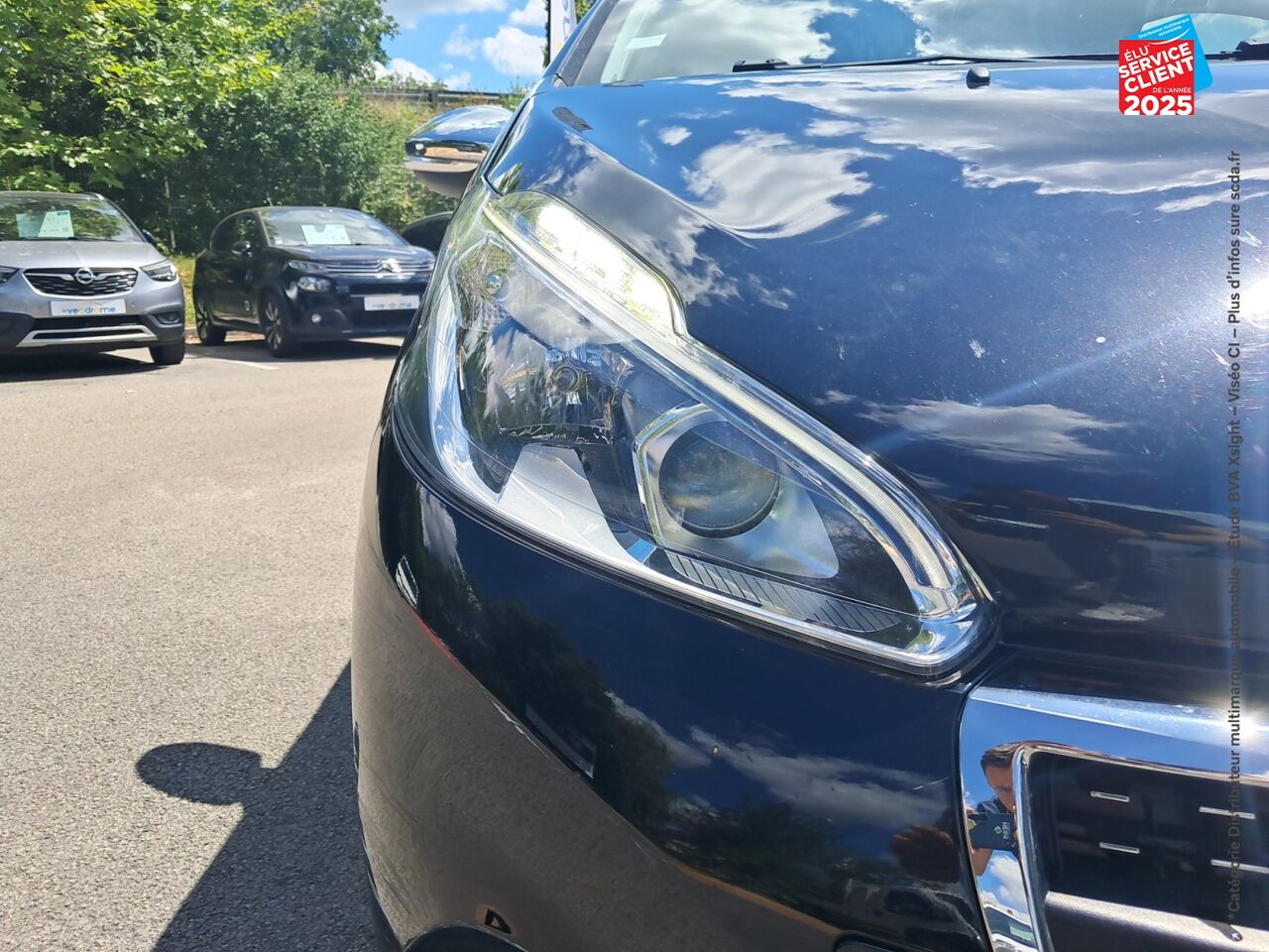 Véhicule d'occasion PEUGEOT 208 1.2 PURETECH 110CH ALLURE SS EAT6 5CV 5P chez Hyundai Epernay